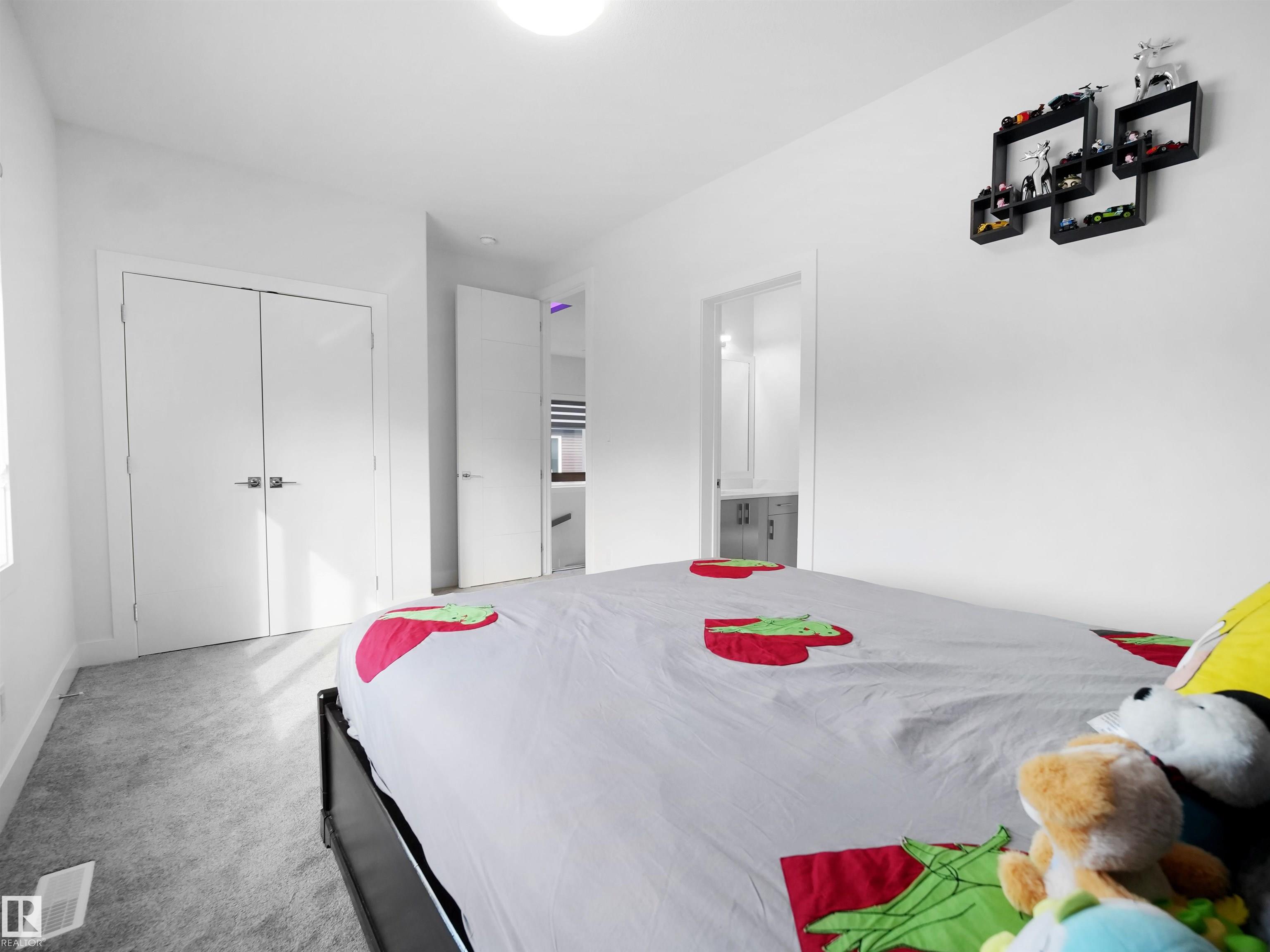 Photo 42 at 1208 25 Street NW, Laurel, Edmonton