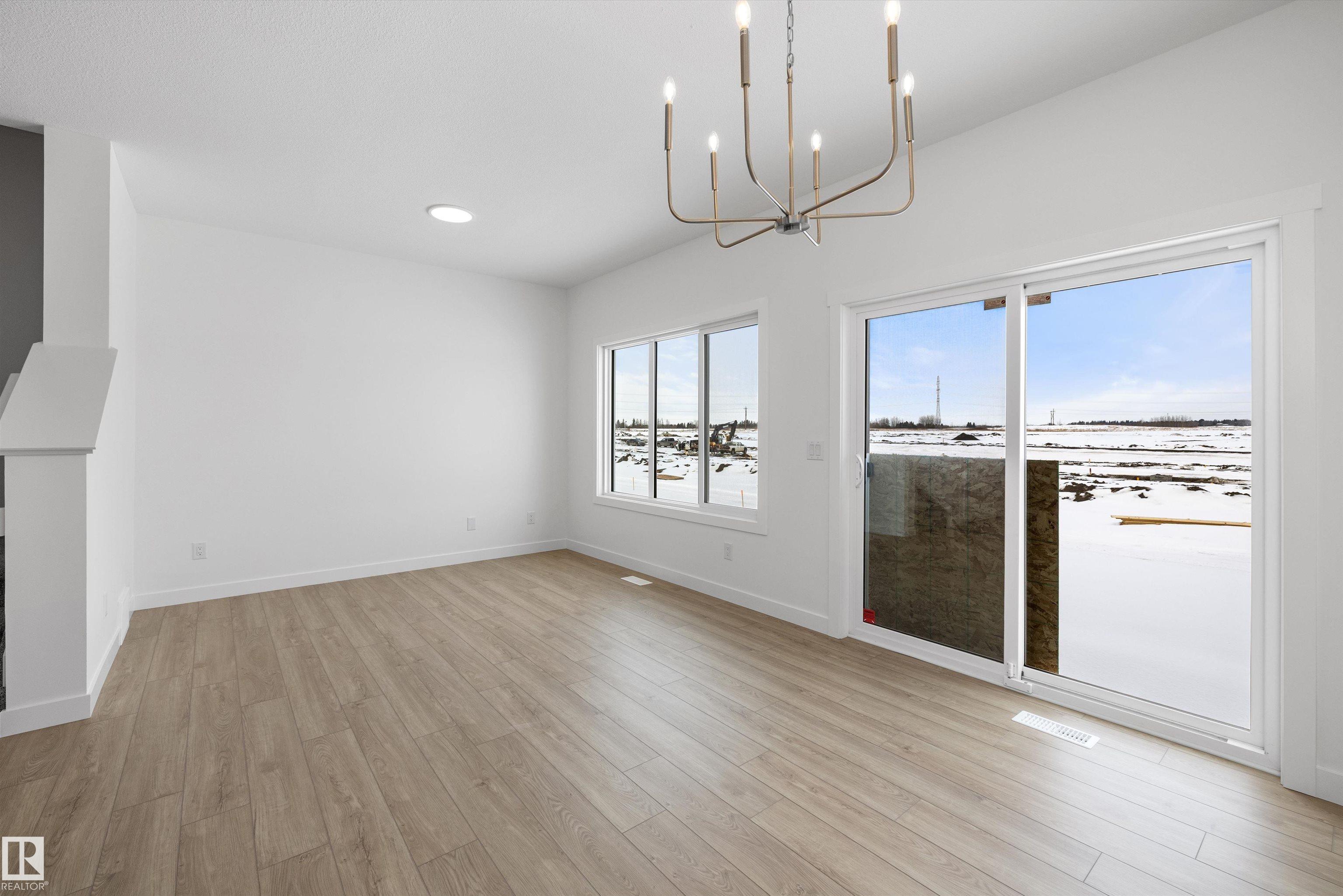 https://zimg.paragon.ice.com/ParagonImages/Property/PM/RAE/225389365/12/0/0/356d5ac57edf3fbb52989a05a5cdb774/1/c5dd2e9edecd4a2dfe65a13d7b478311/225389365-3ab1a603-b8e0-4126-a8ca-91061b462b57.JPG