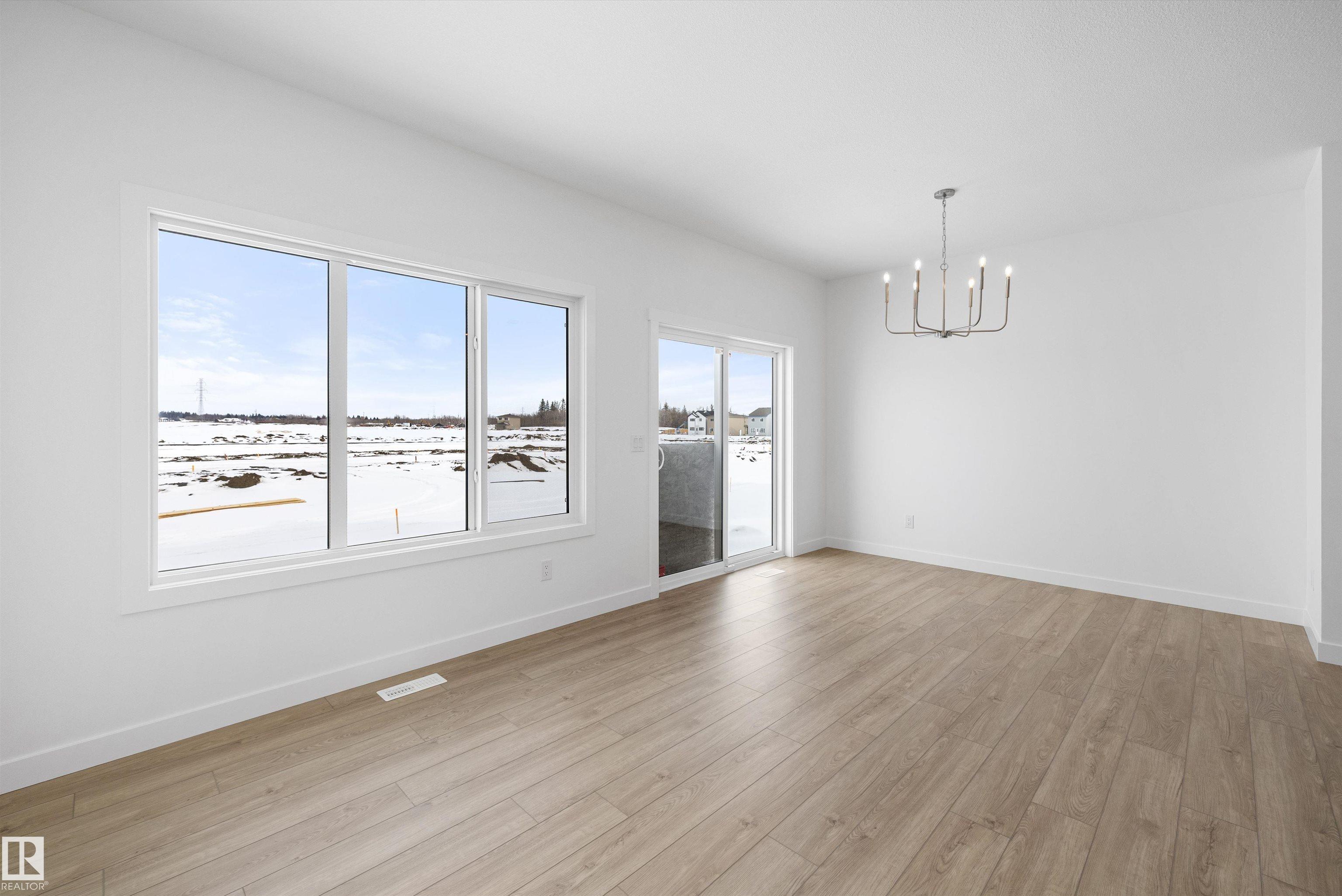 https://zimg.paragon.ice.com/ParagonImages/Property/PM/RAE/225389365/17/0/0/3938f325dbc412c8c93b602130a3f6c5/1/c5dd2e9edecd4a2dfe65a13d7b478311/225389365-39795f8b-9fcd-4a73-bfeb-f531feca8fe3.JPG