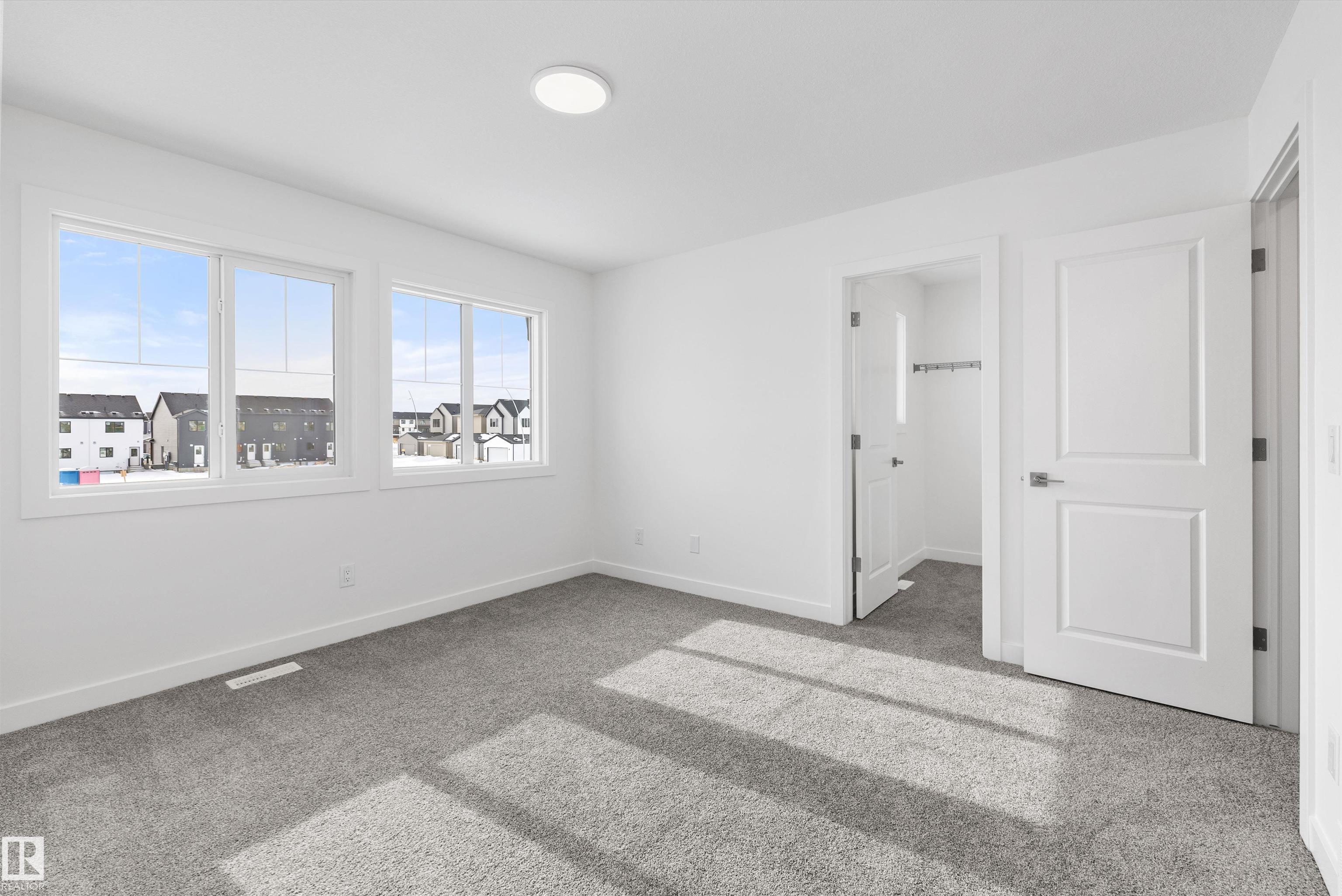 https://zimg.paragon.ice.com/ParagonImages/Property/PM/RAE/225389365/32/0/0/4e0255eea41896639d4308cc2329f60f/1/c5dd2e9edecd4a2dfe65a13d7b478311/225389365-d742e9df-abac-4556-bed8-2ce5739ed071.JPG