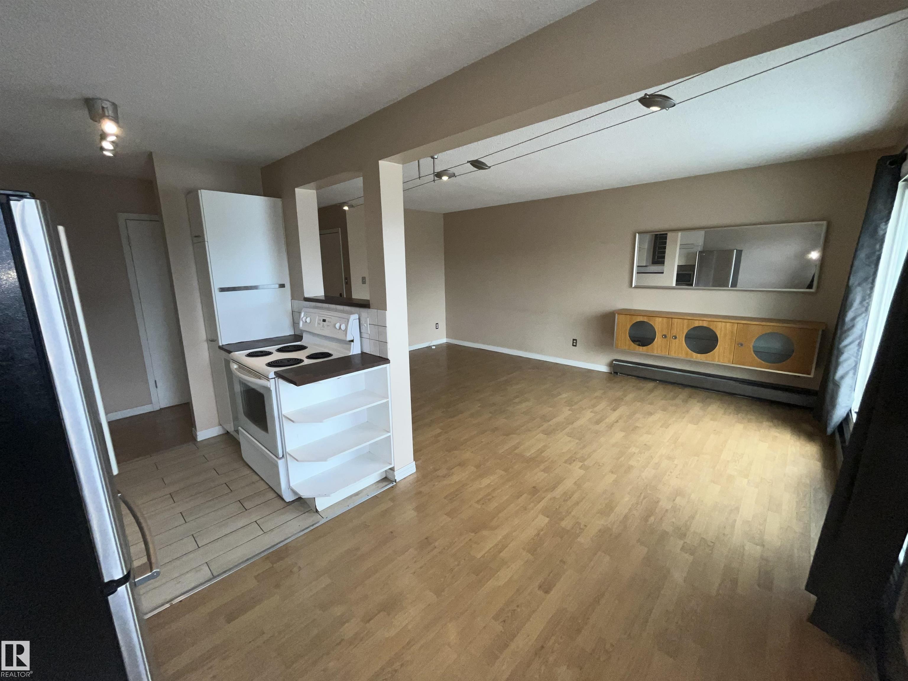 306 - 11340 124 Street NW, Inglewood, Edmonton