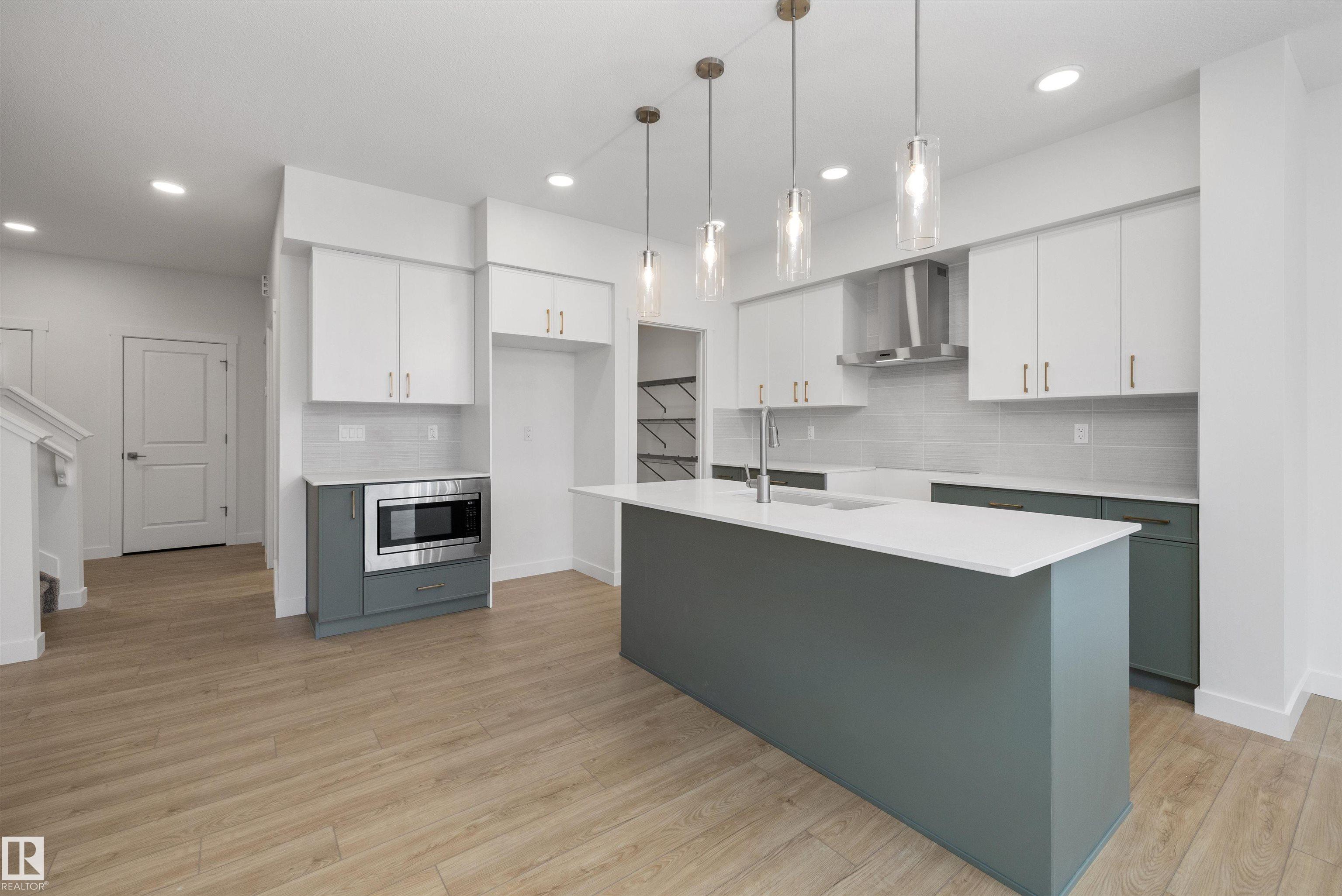 Photo 11 at 8732 183 Avenue NW, Klarvatten, Edmonton