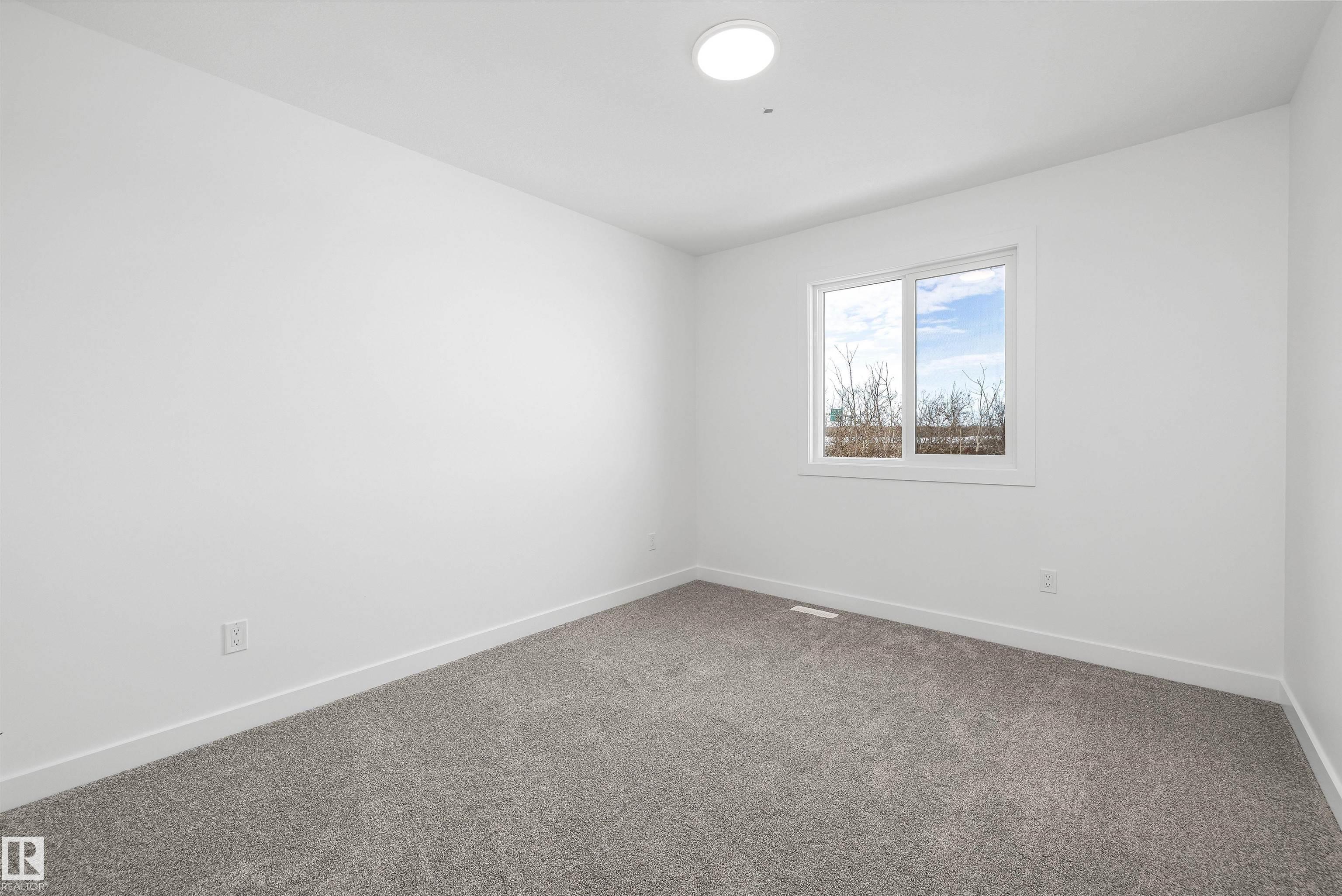 Photo 22 at 8708 183 Avenue NW, Klarvatten, Edmonton