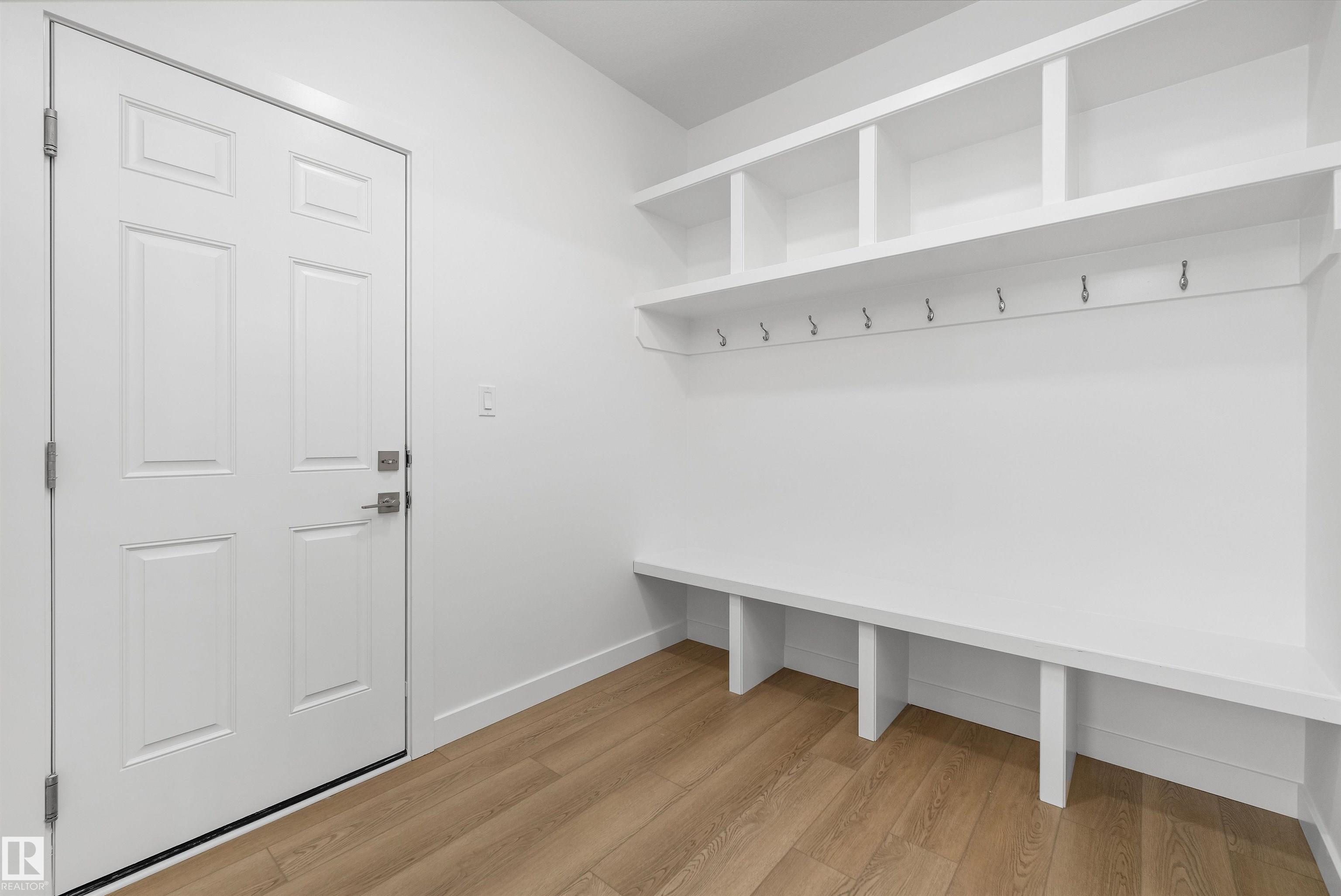 8708 183 Avenue NW, Klarvatten, Edmonton