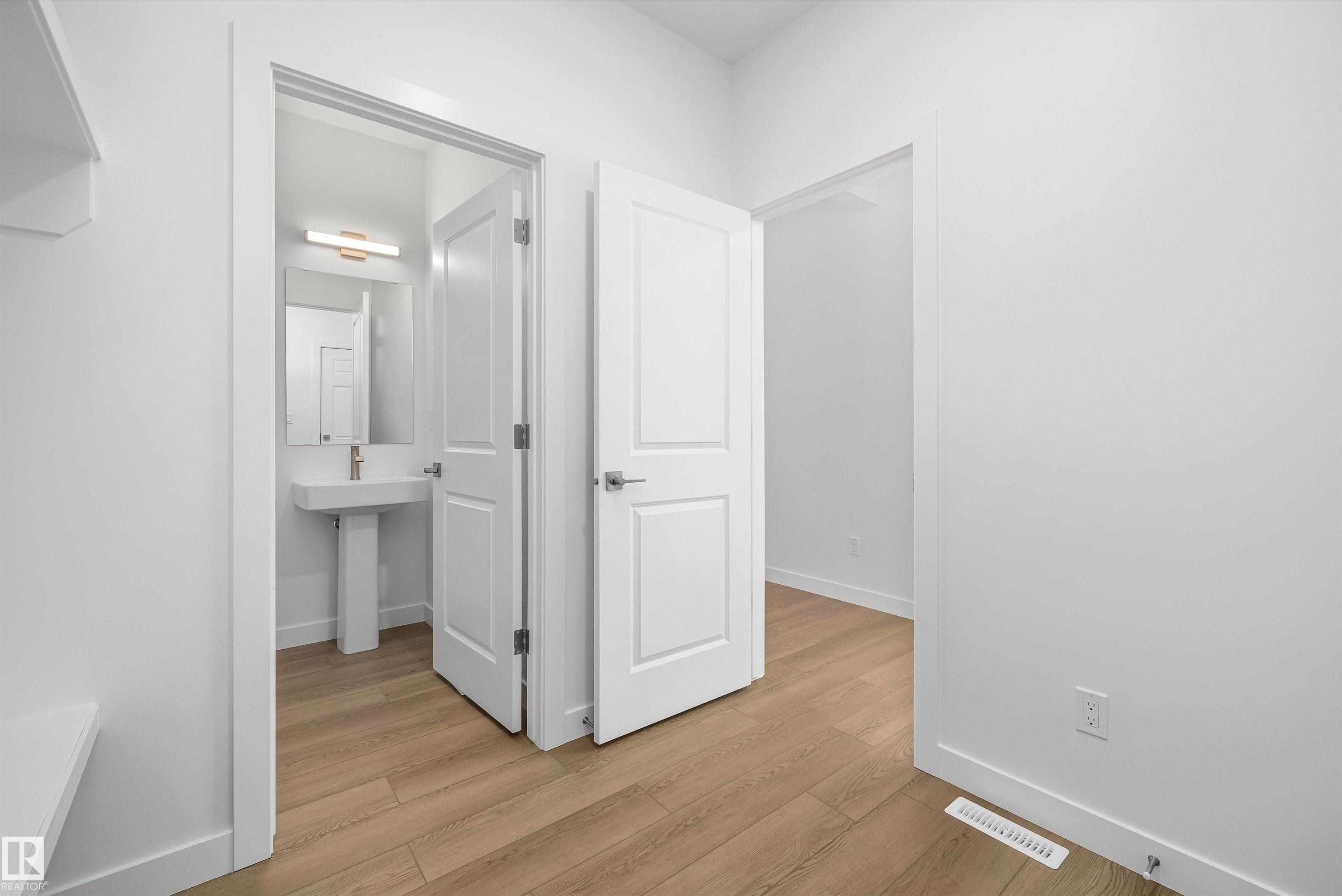 Photo 6 at 8708 183 Avenue NW, Klarvatten, Edmonton