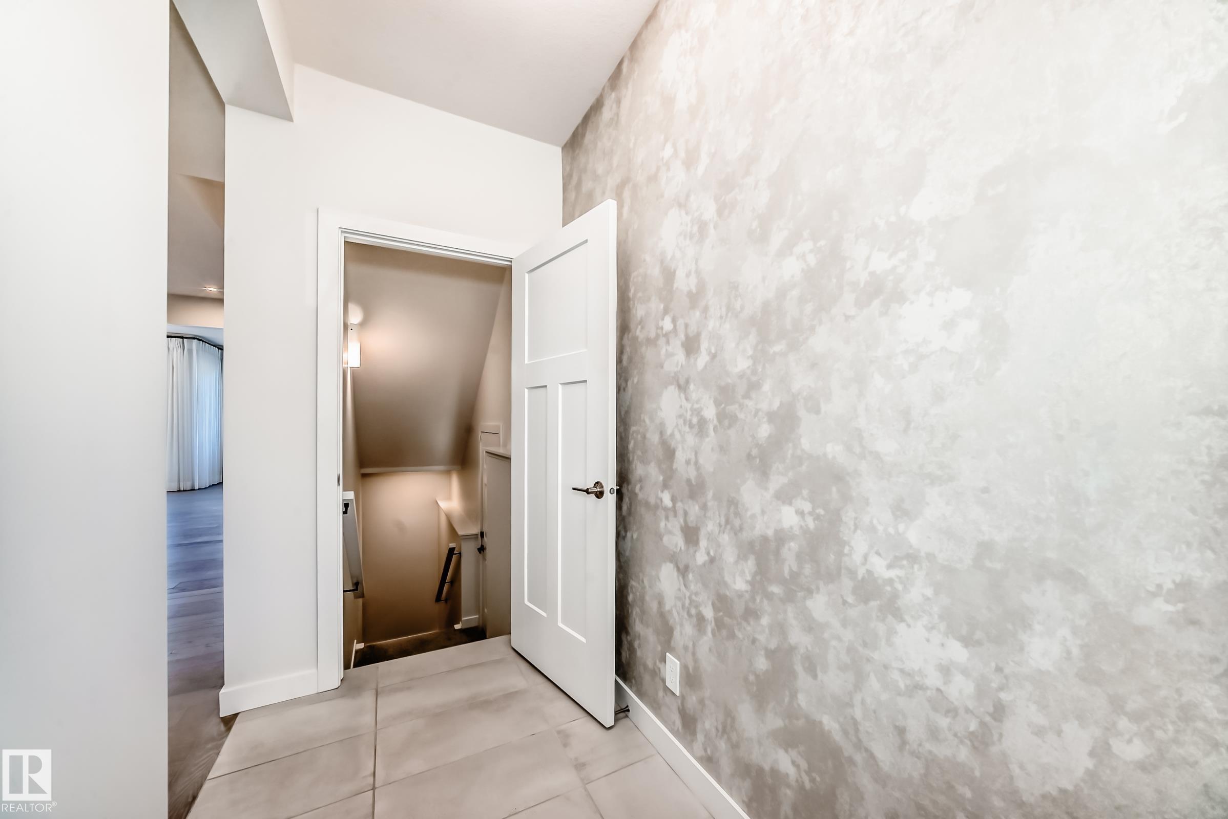 Photo 5 at 4454 Kinsella Green SW, Keswick, Edmonton