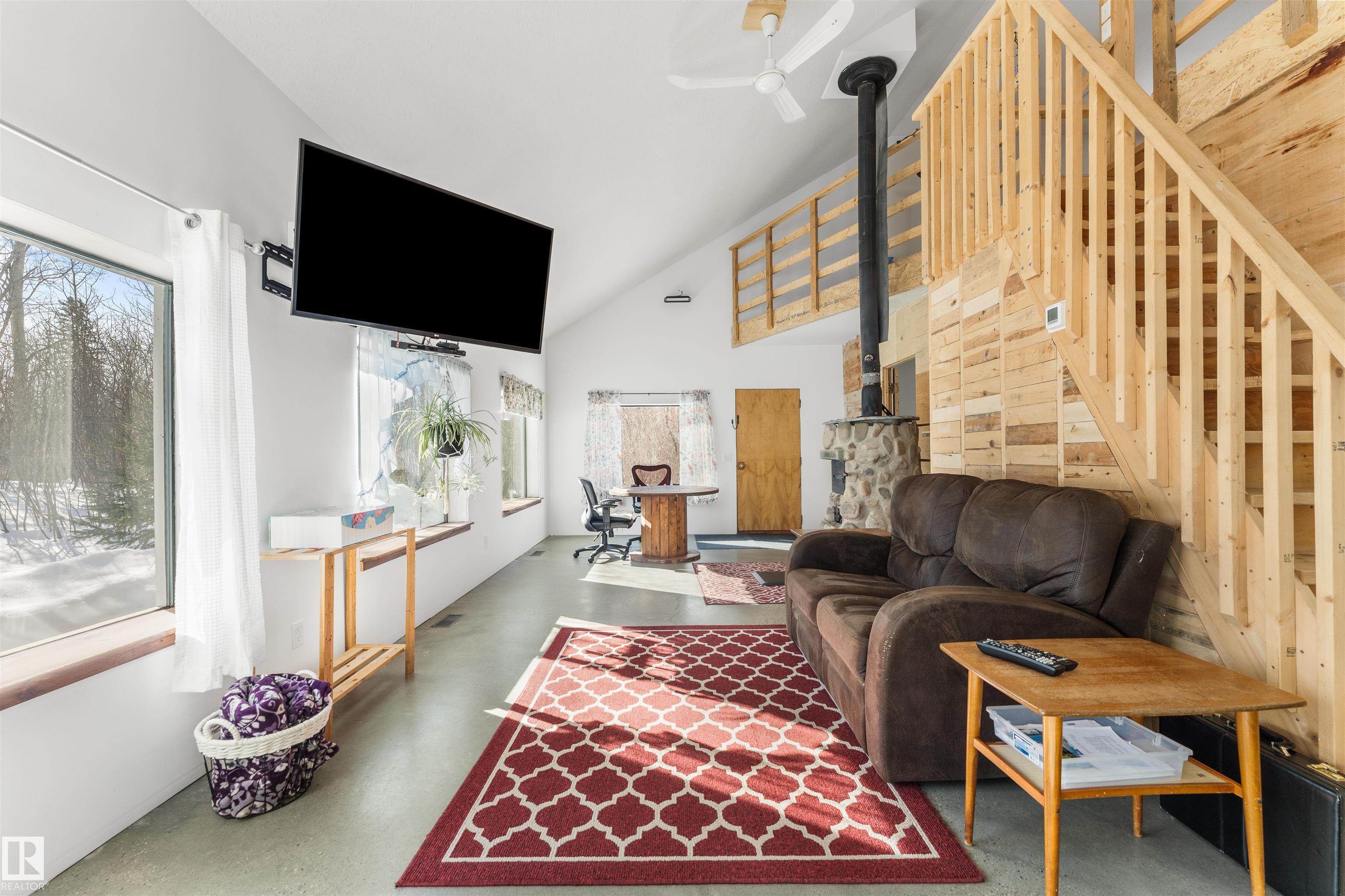 Photo 22 at 14 - 53301 Rge Road 32, Westland Park II, Rural Parkland County