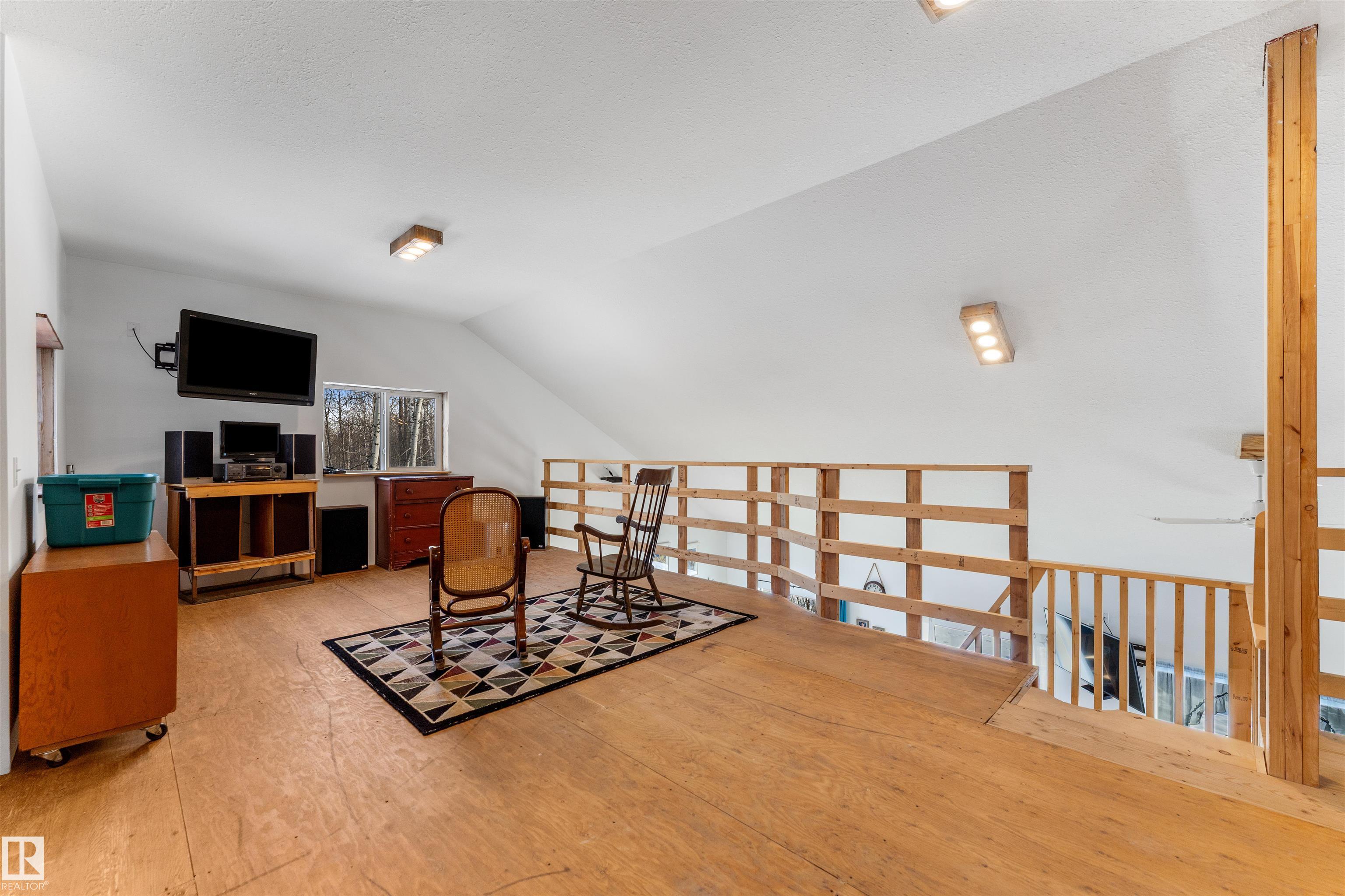 Photo 33 at 14 - 53301 Rge Road 32, Westland Park II, Rural Parkland County