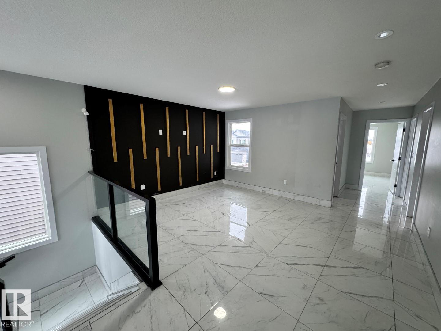 Photo 13 at 17124 68 Street NW, Schonsee, Edmonton