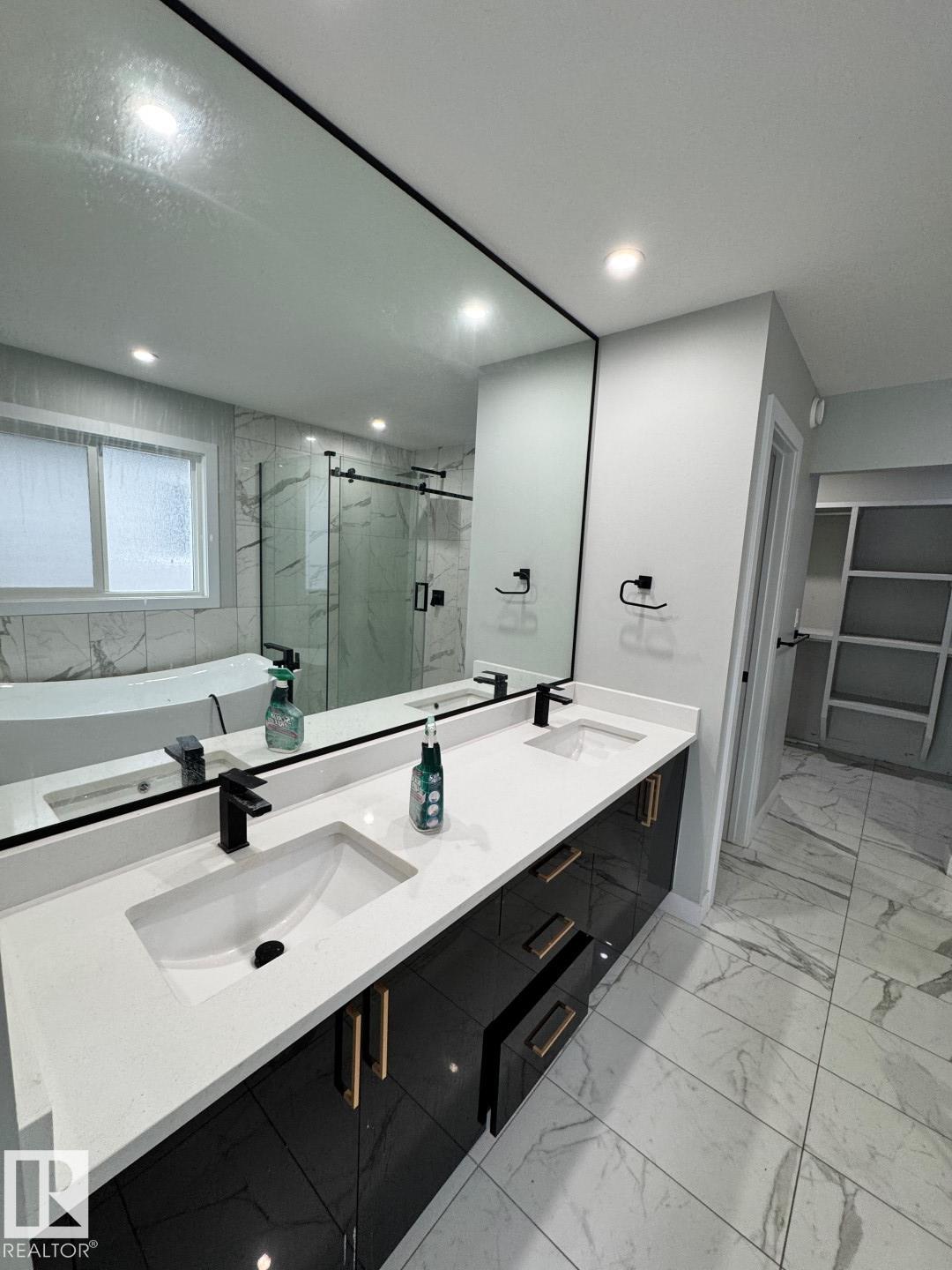 Photo 18 at 17124 68 Street NW, Schonsee, Edmonton