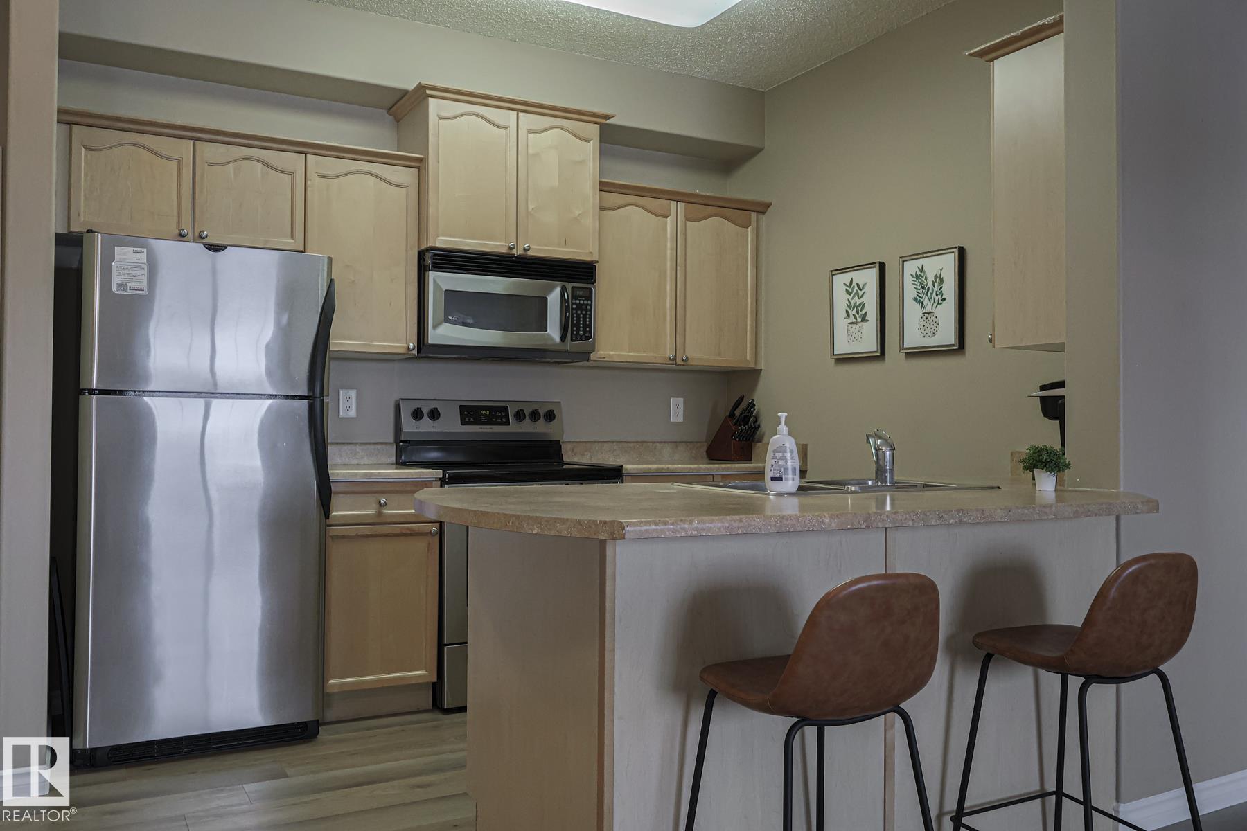 Photo 13 at 431 - 16807 100 Avenue NW, Glenwood, Edmonton