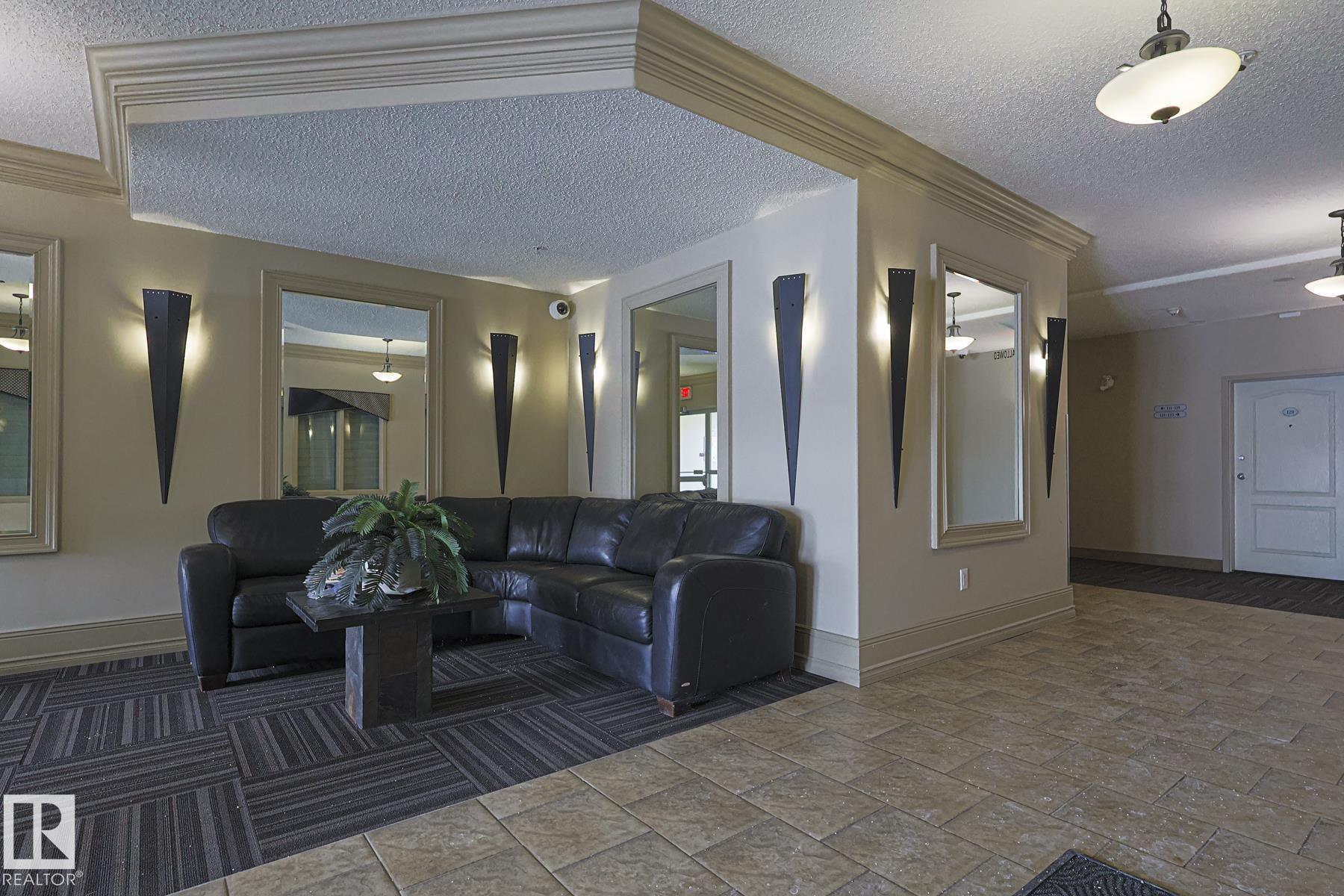 431 - 16807 100 Avenue NW, Glenwood, Edmonton