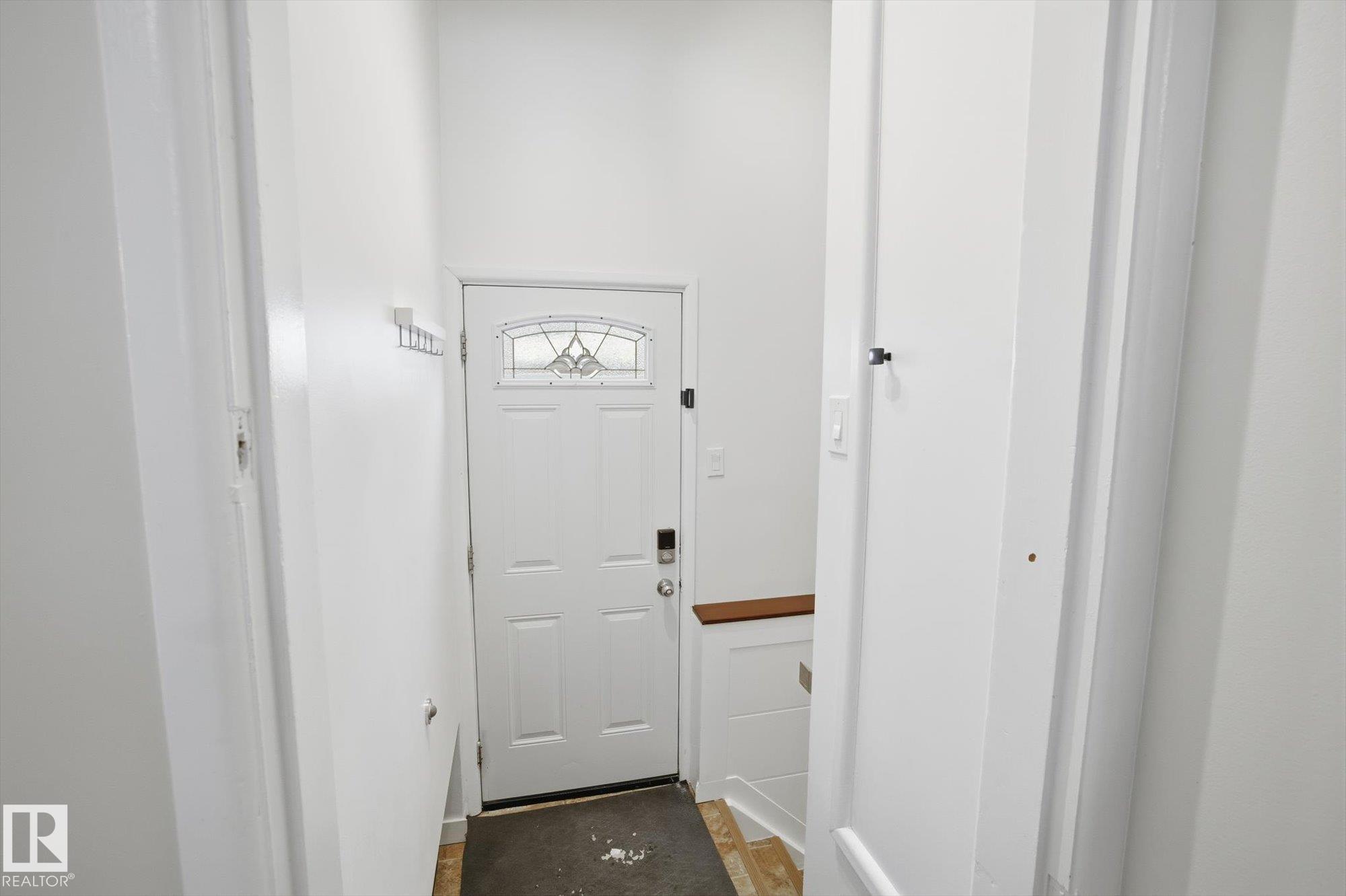 Photo 23 at 10320 74 Street NW, Terrace Heights, Edmonton