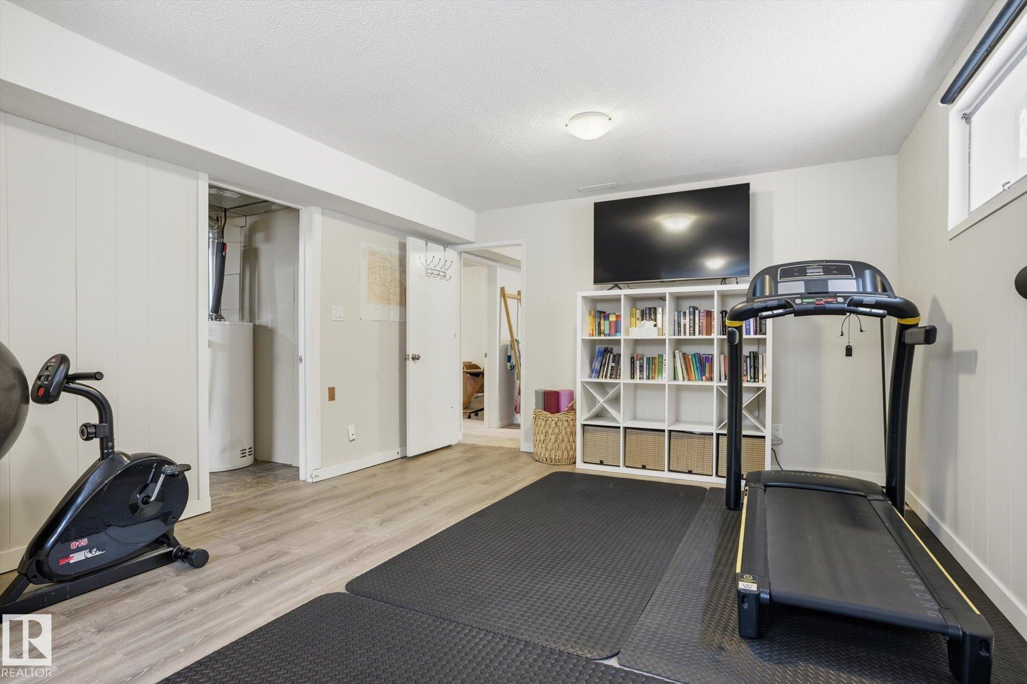 Photo 31 at 10320 74 Street NW, Terrace Heights, Edmonton