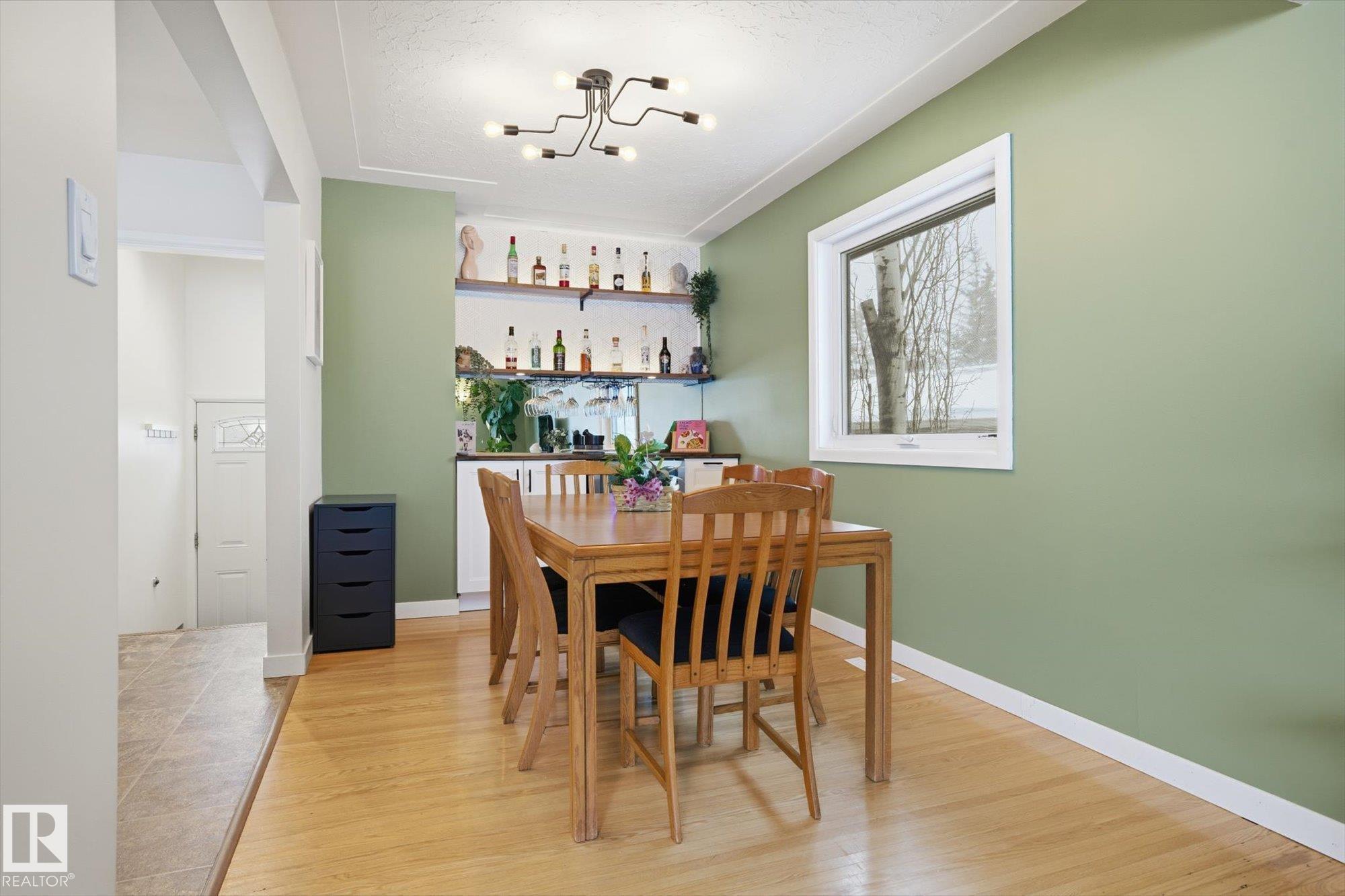 Photo 8 at 10320 74 Street NW, Terrace Heights, Edmonton