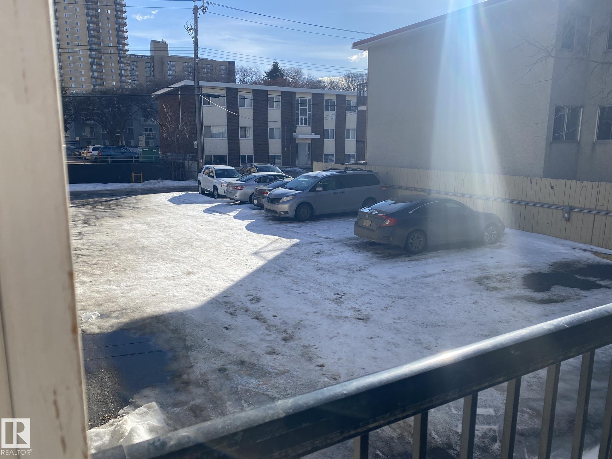 Photo 9 at 205 - 10345 123 Street NW, Wîhkwêntôwin, Edmonton