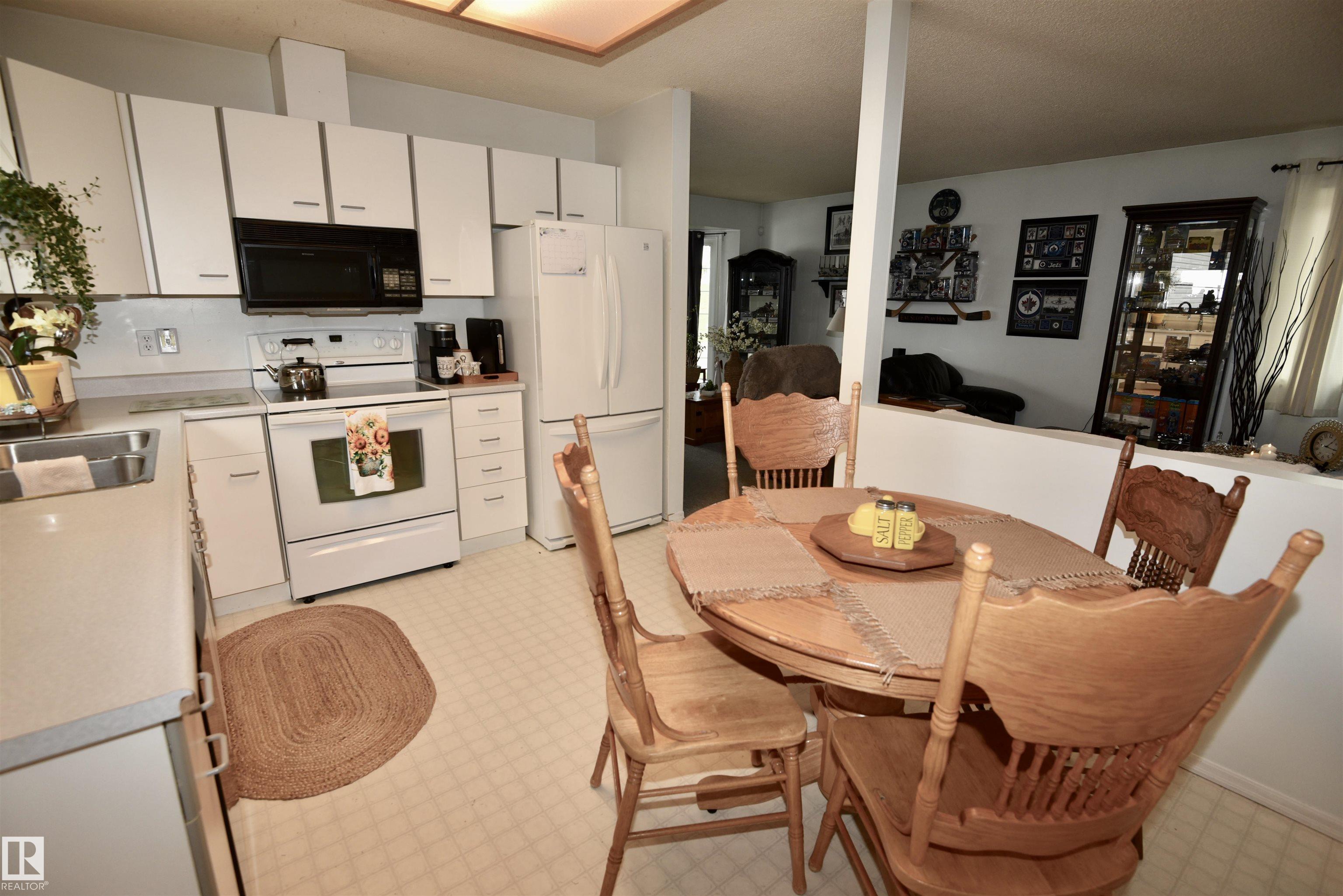 Picture for 12215 63 ST NW NW