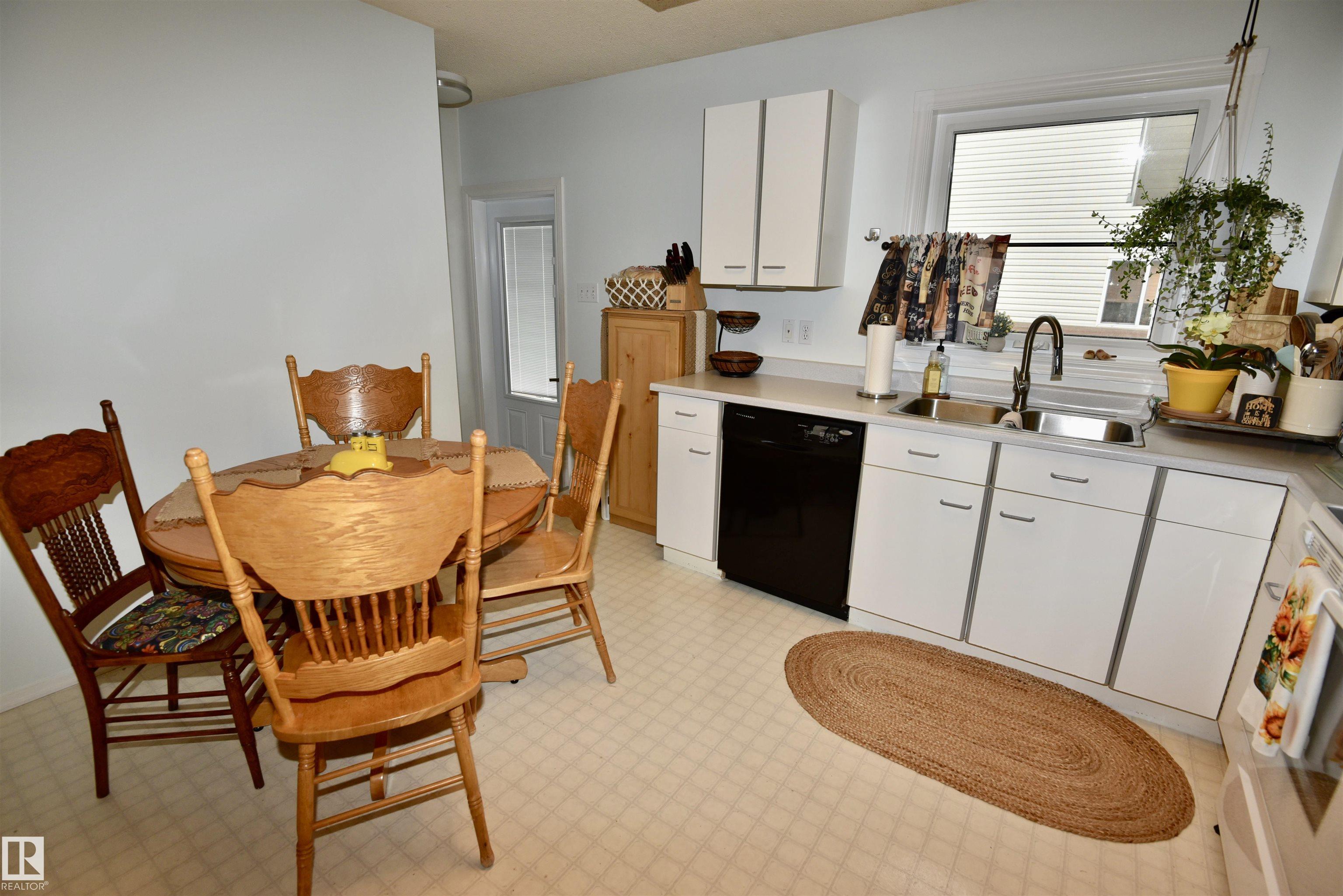 Picture for 12215 63 ST NW NW