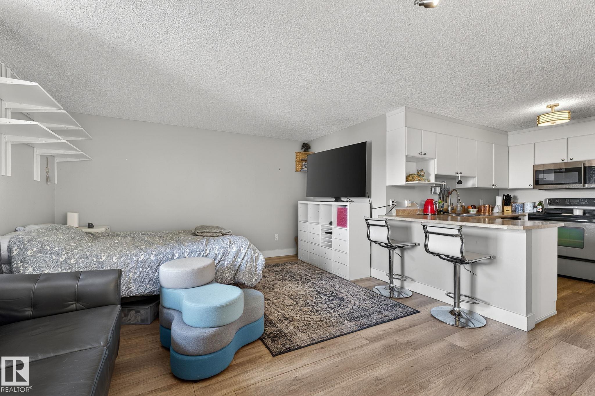 Photo 7 at 1203 - 9715 110 Street NW, Wîhkwêntôwin, Edmonton