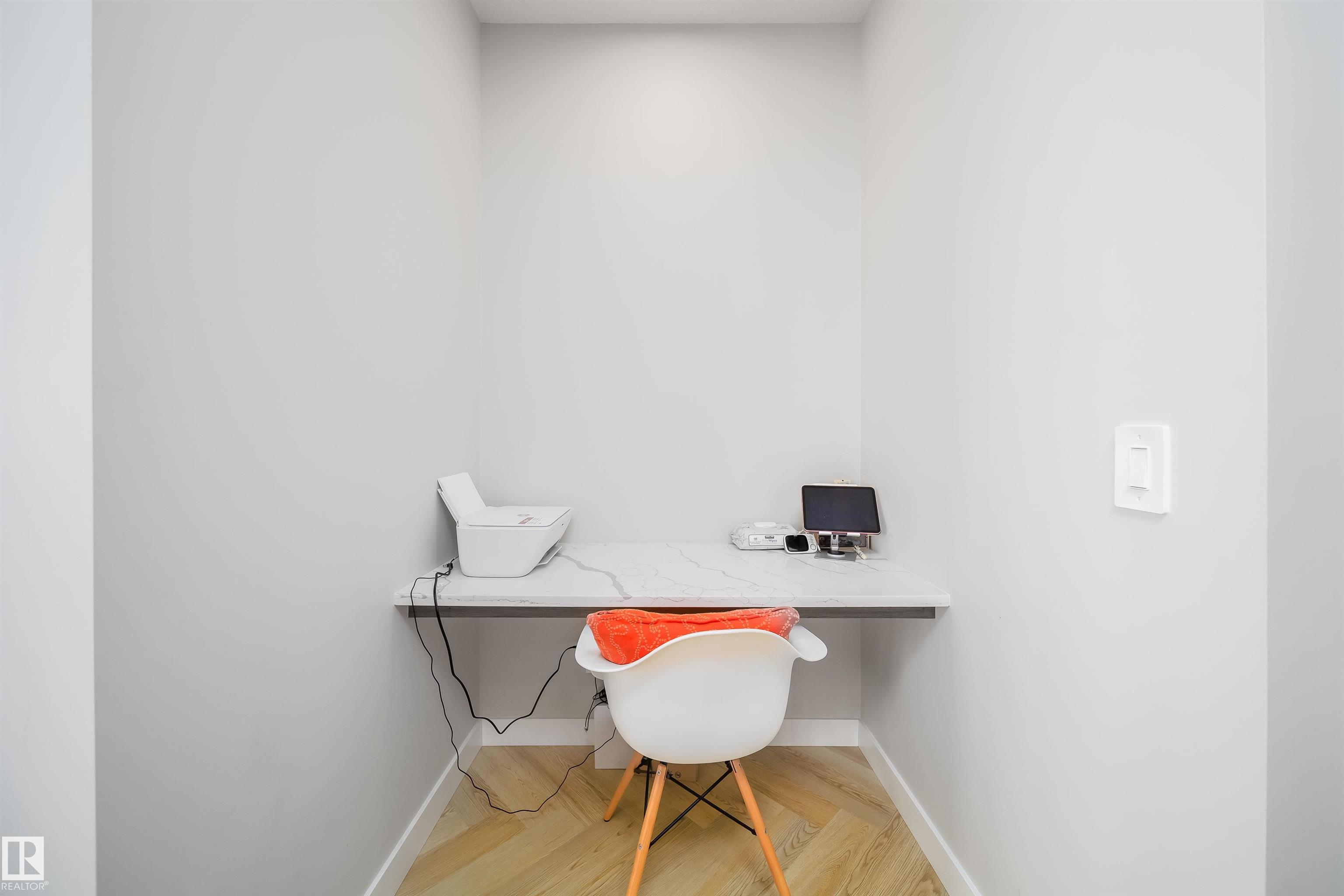 Photo 17 at 15 Chambery Crescent, Chérot, St. Albert