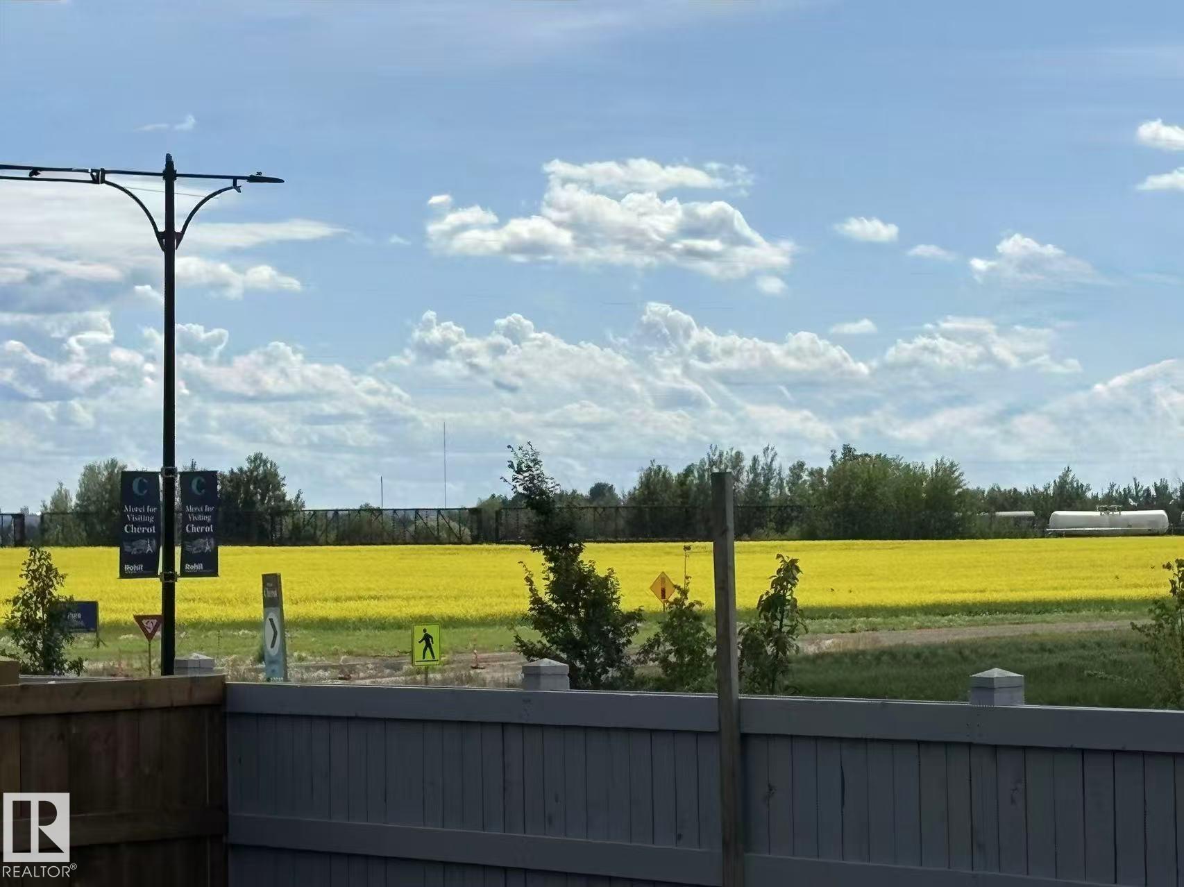 Photo 42 at 15 Chambery Crescent, Chérot, St. Albert