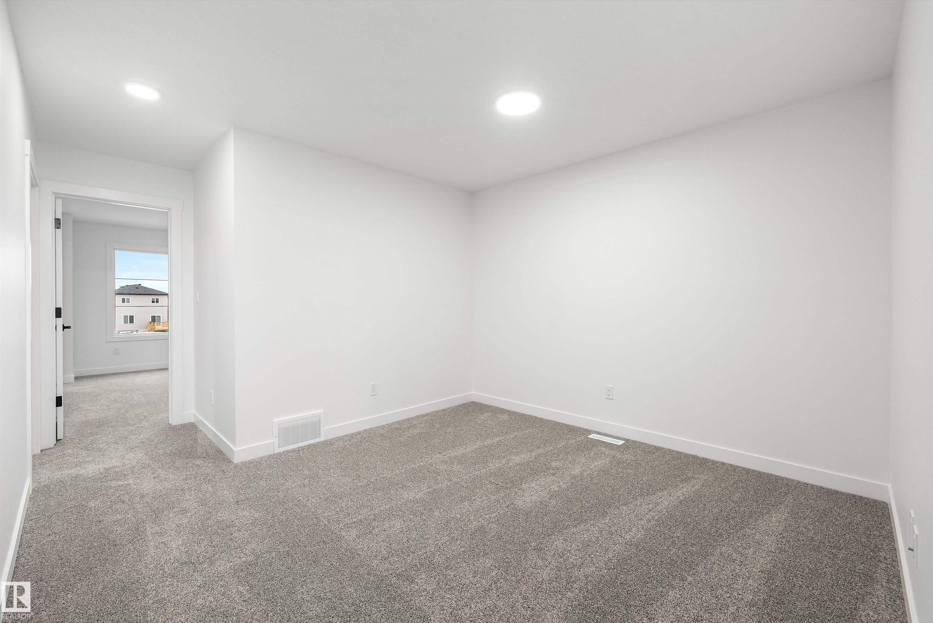 Photo 22 at 8724 183 Avenue NW, Klarvatten, Edmonton