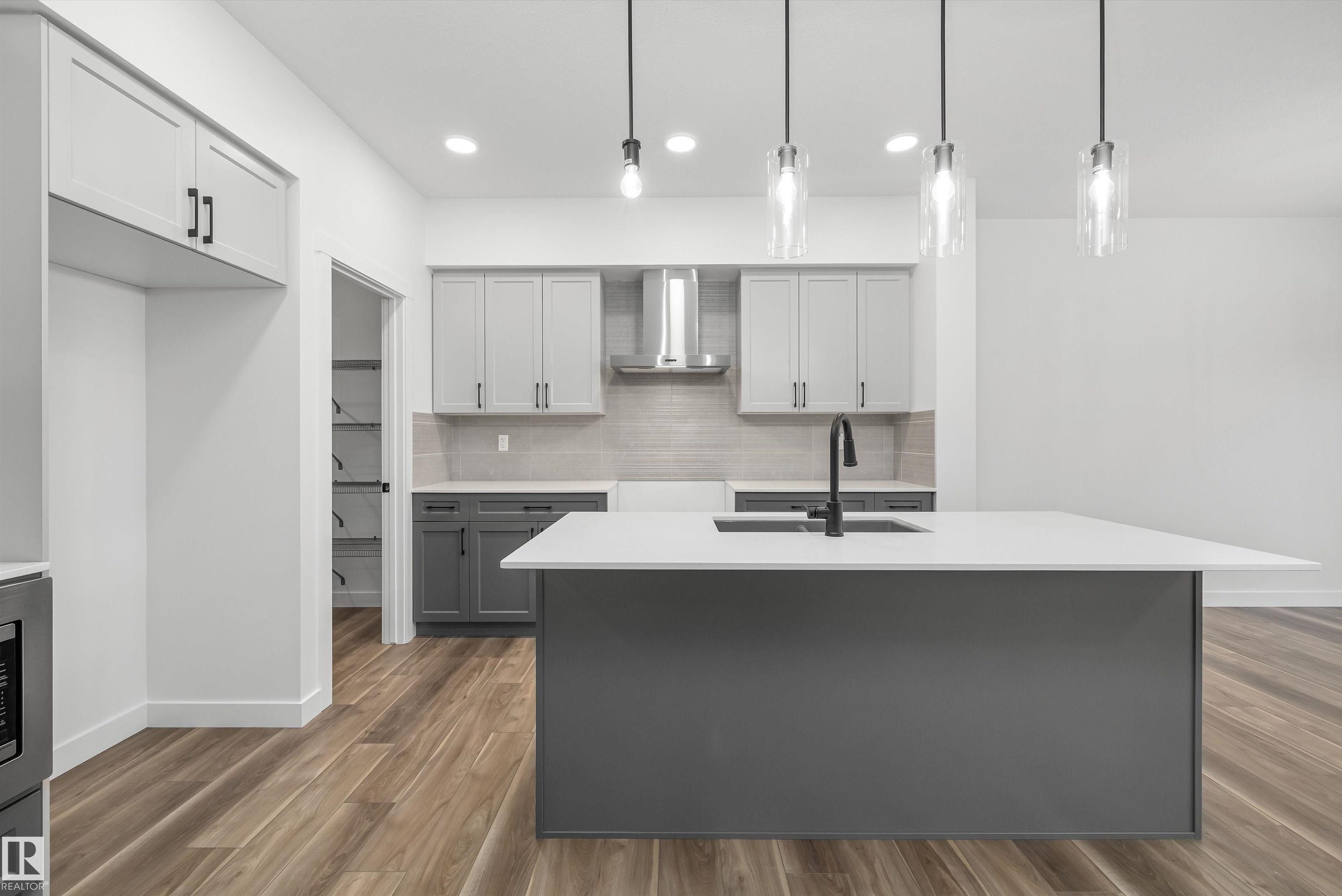 Photo 10 at 8724 183 Avenue NW, Klarvatten, Edmonton