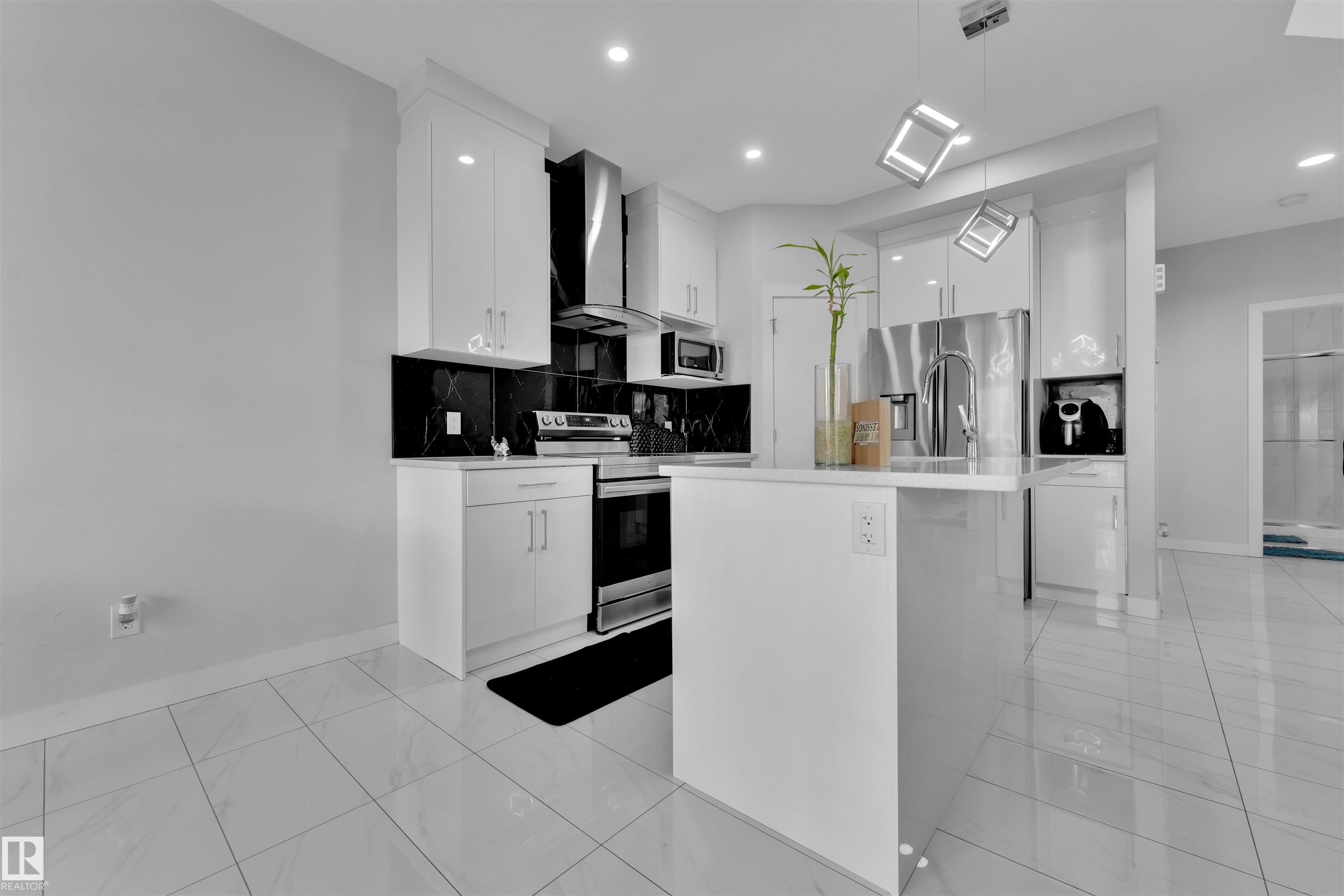 Photo 11 at 3704 41 Avenue, Azur, Beaumont