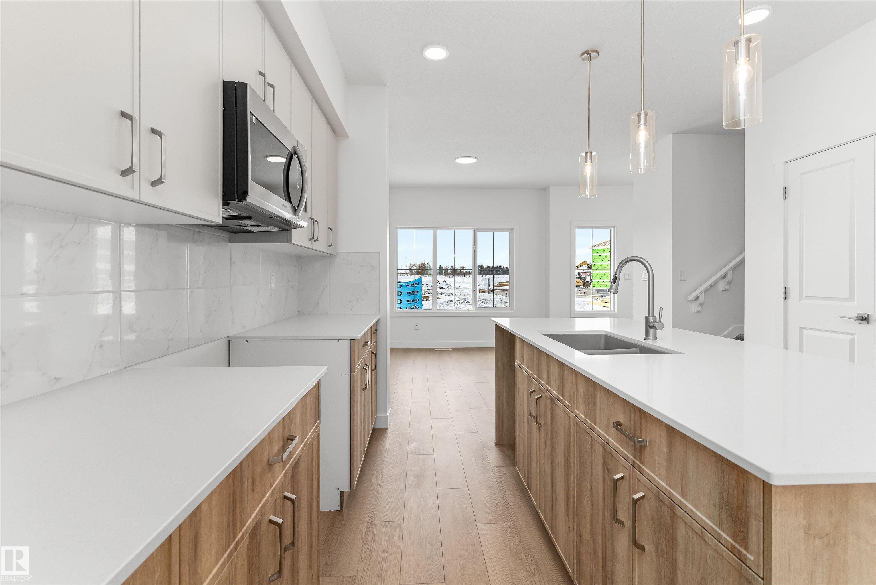 Photo 12 at 1016 14 Avenue NW, Aster, Edmonton