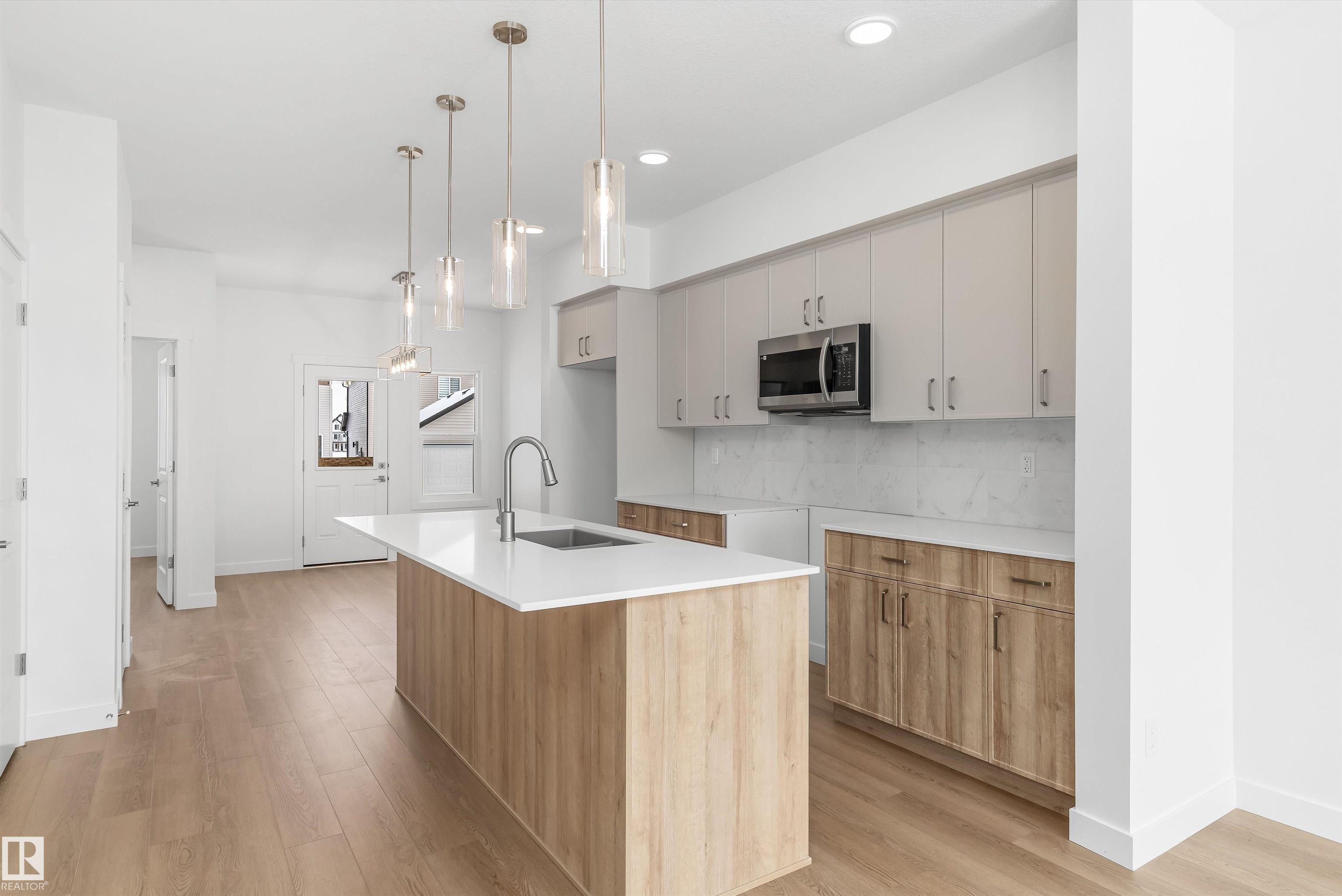 Photo 13 at 1016 14 Avenue NW, Aster, Edmonton