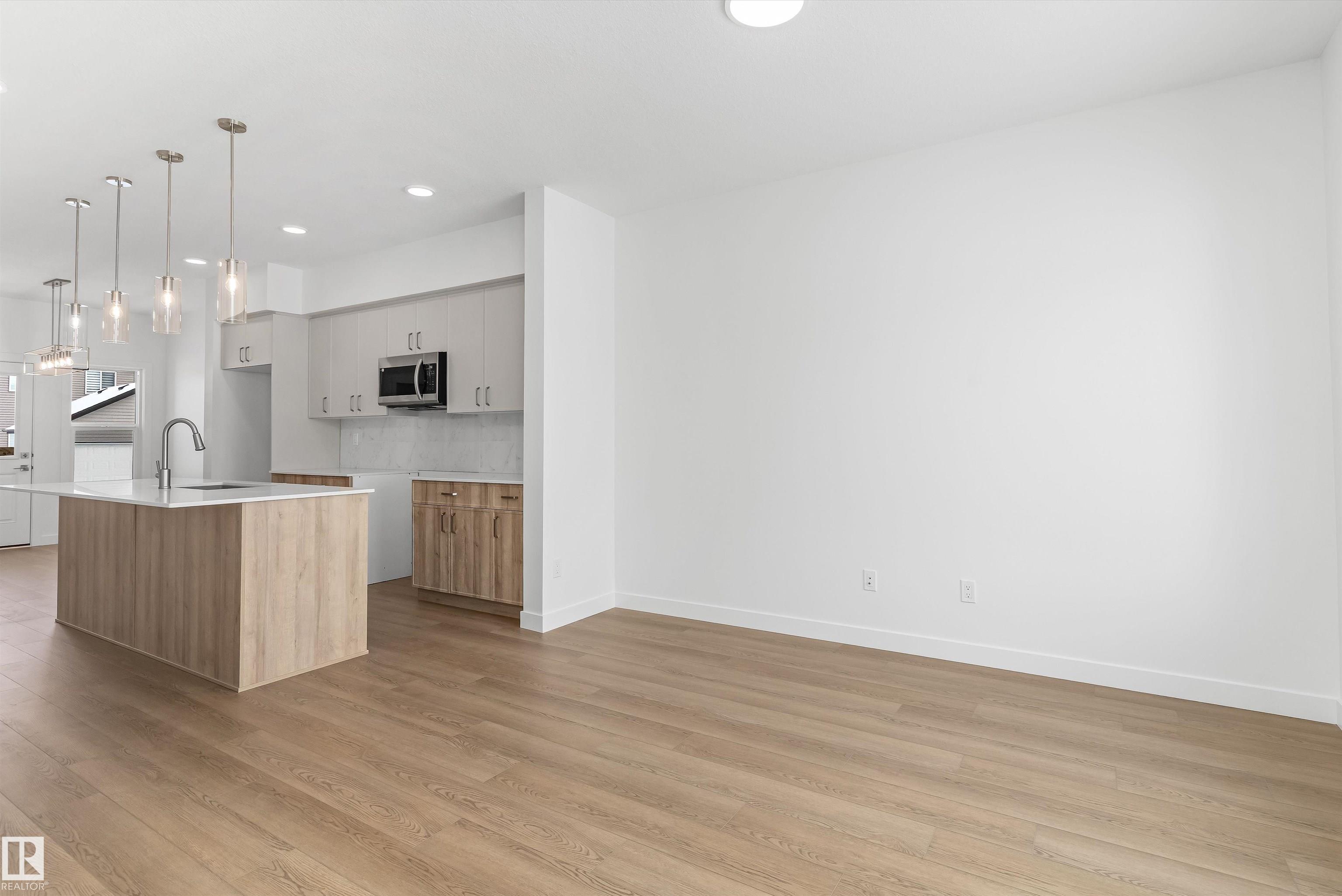 Photo 17 at 1016 14 Avenue NW, Aster, Edmonton