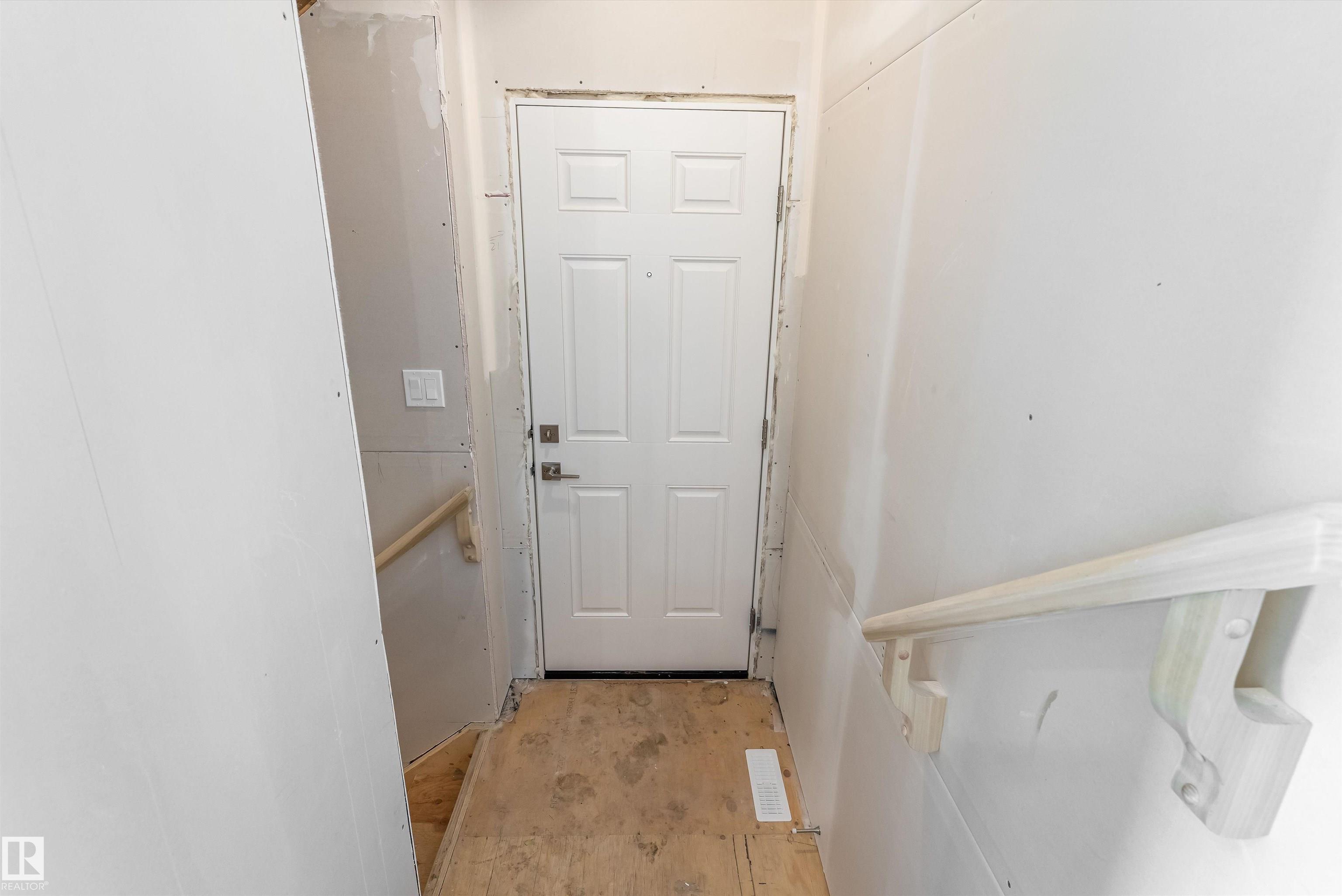 Photo 33 at 1016 14 Avenue NW, Aster, Edmonton