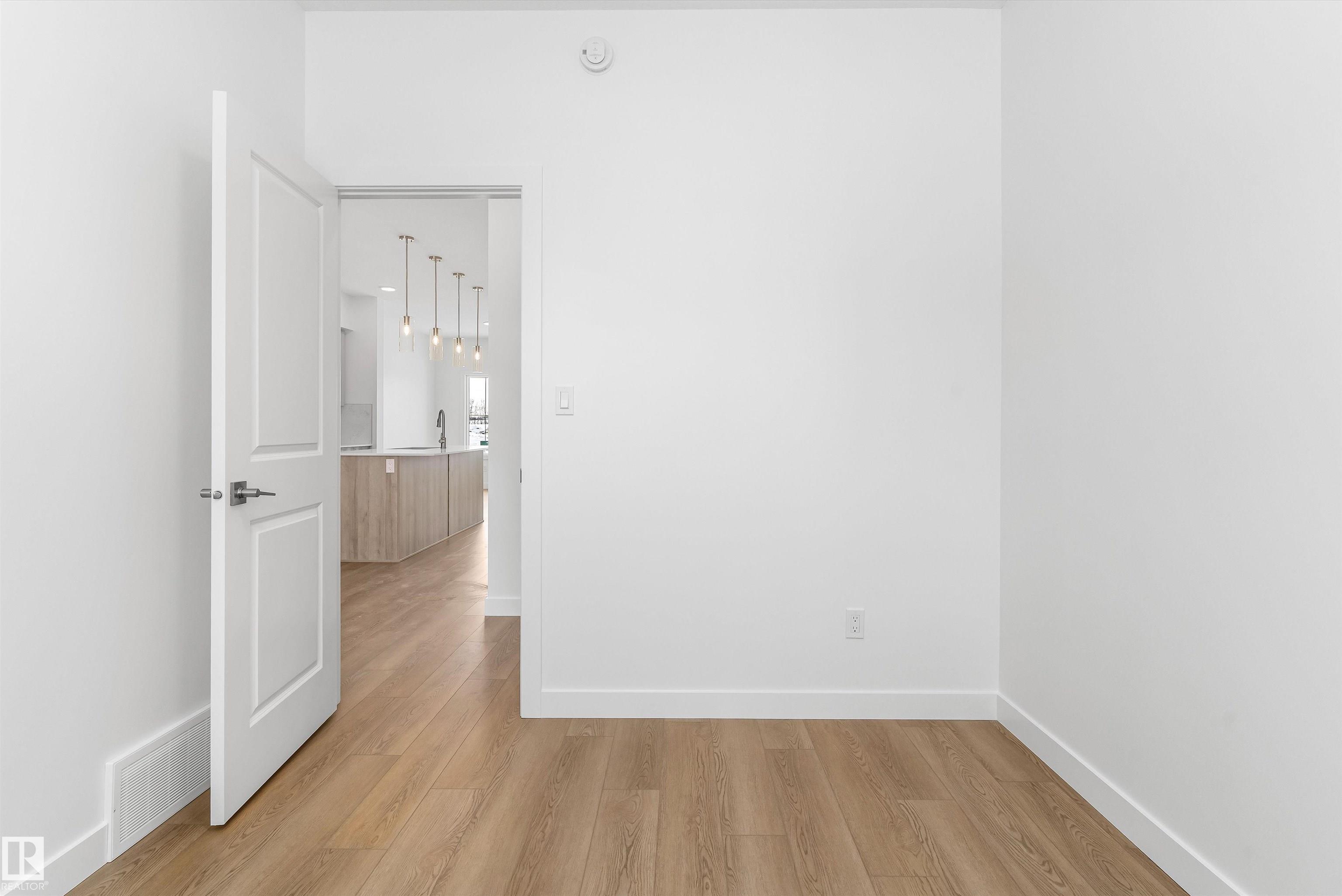 Photo 6 at 1016 14 Avenue NW, Aster, Edmonton