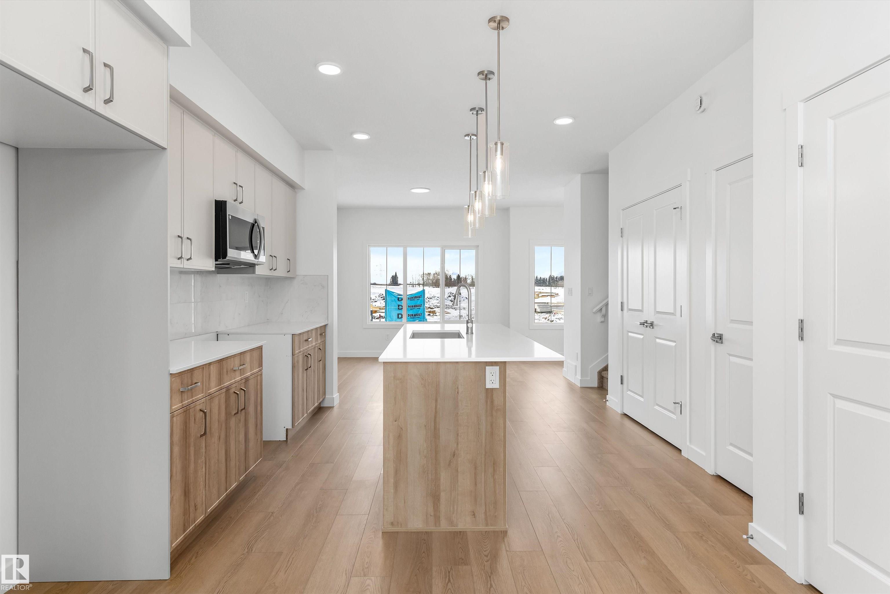 Photo 10 at 1016 14 Avenue NW, Aster, Edmonton