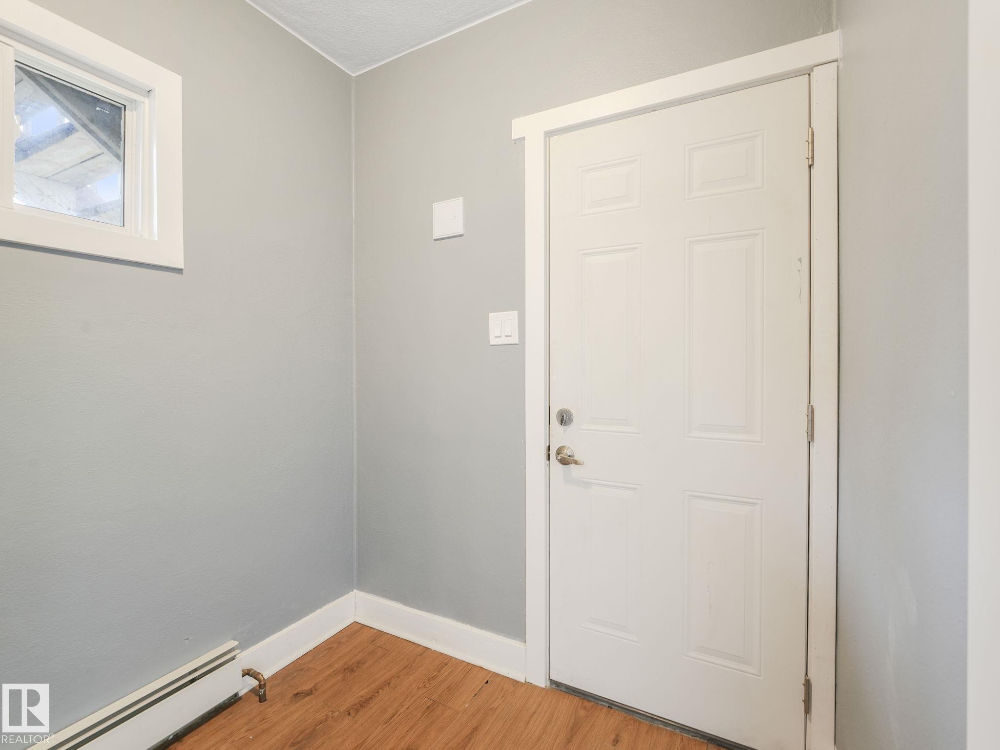 Photo 24 at 9638 106 Avenue NW, Mccauley, Edmonton