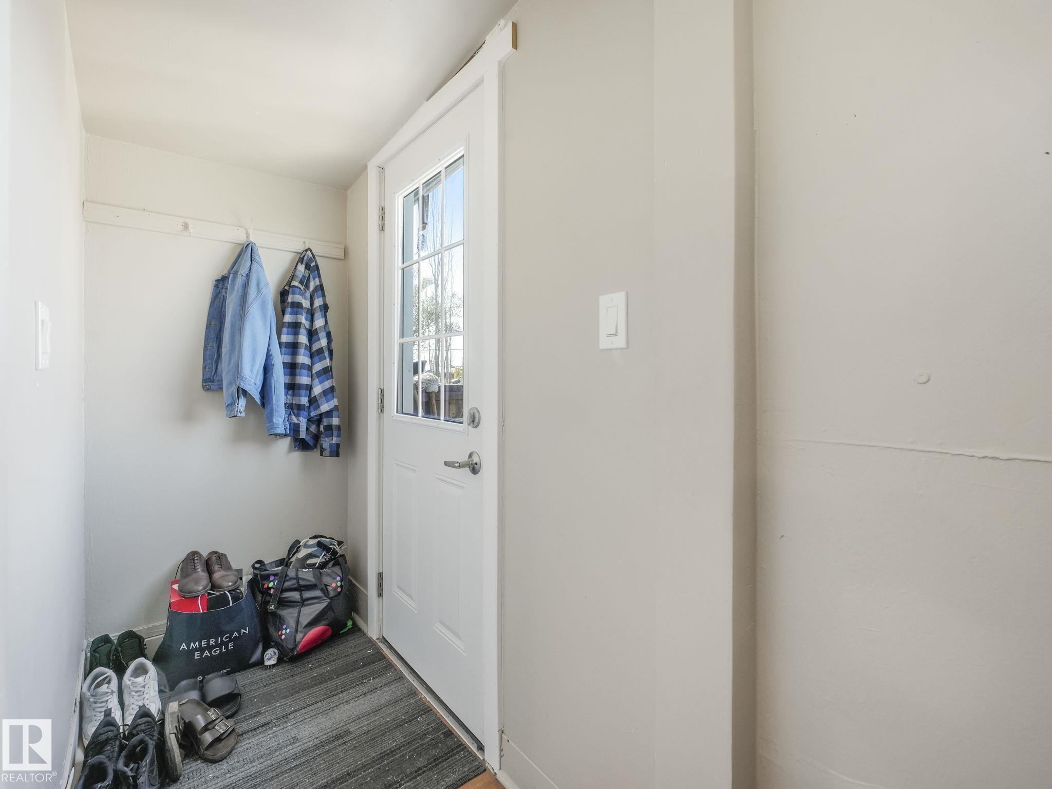 Photo 32 at 9638 106 Avenue NW, Mccauley, Edmonton