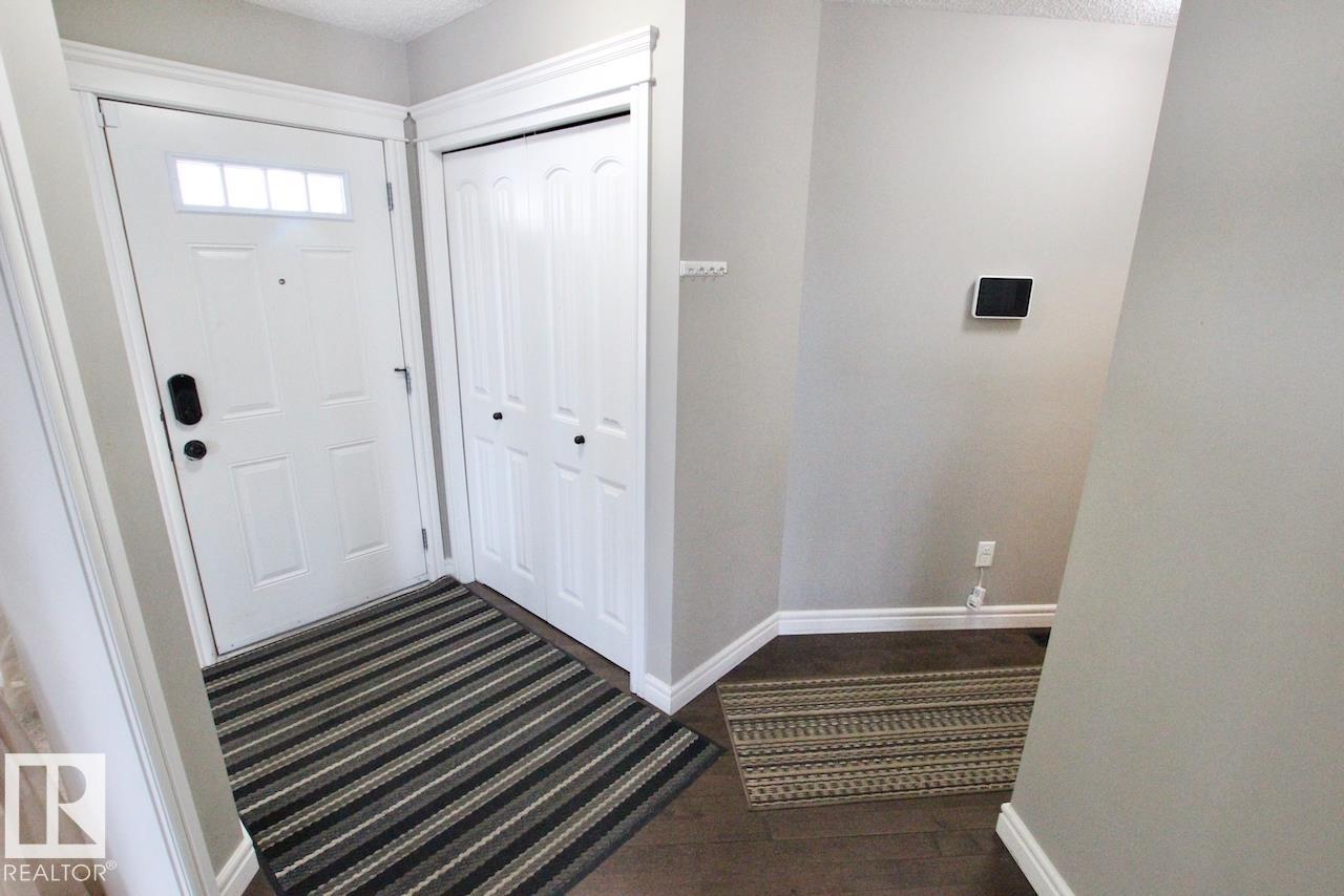 1416 56 Street SW, Walker, Edmonton