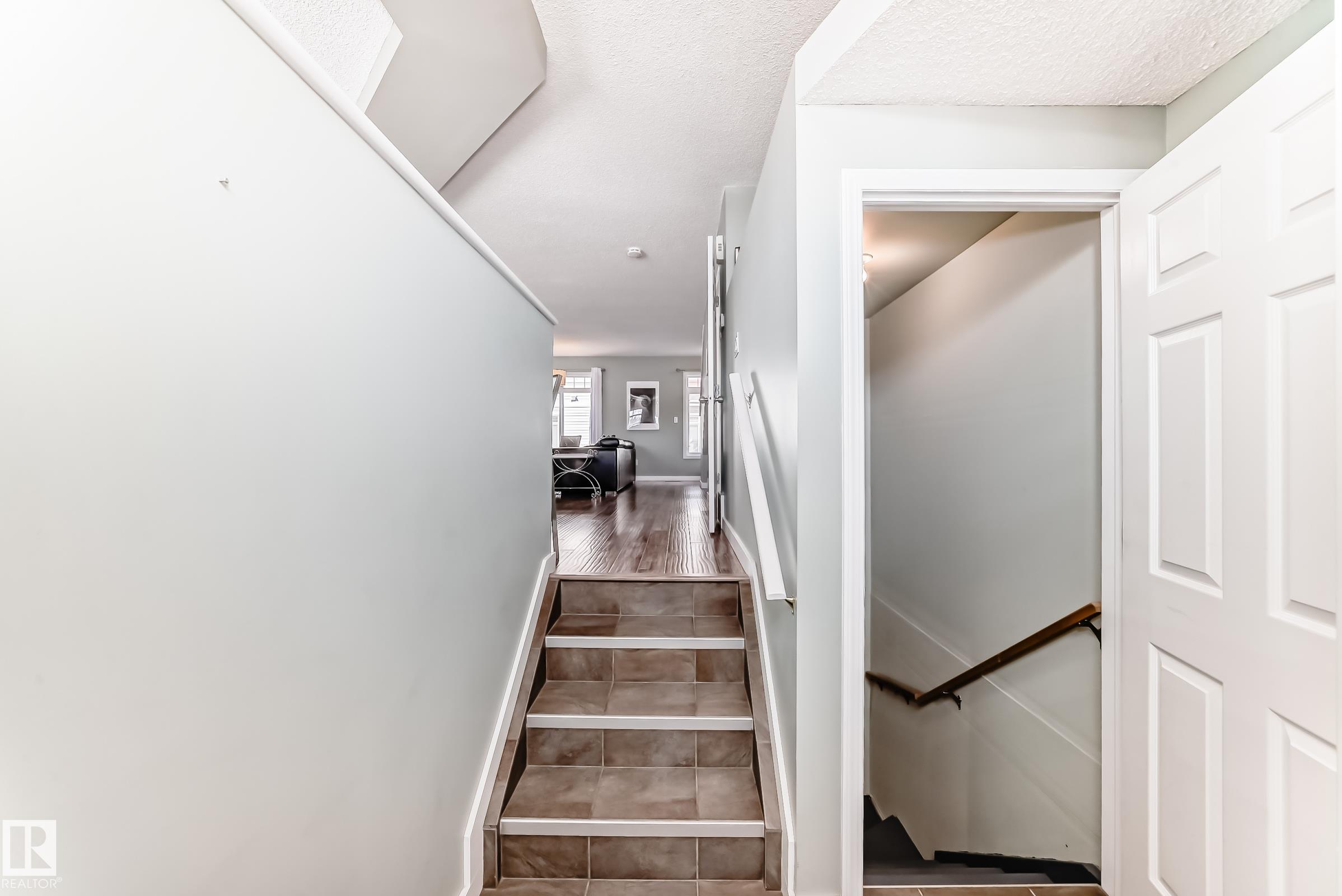 Photo 9 at 4 - 1804 70 Street SW, Summerside, Edmonton