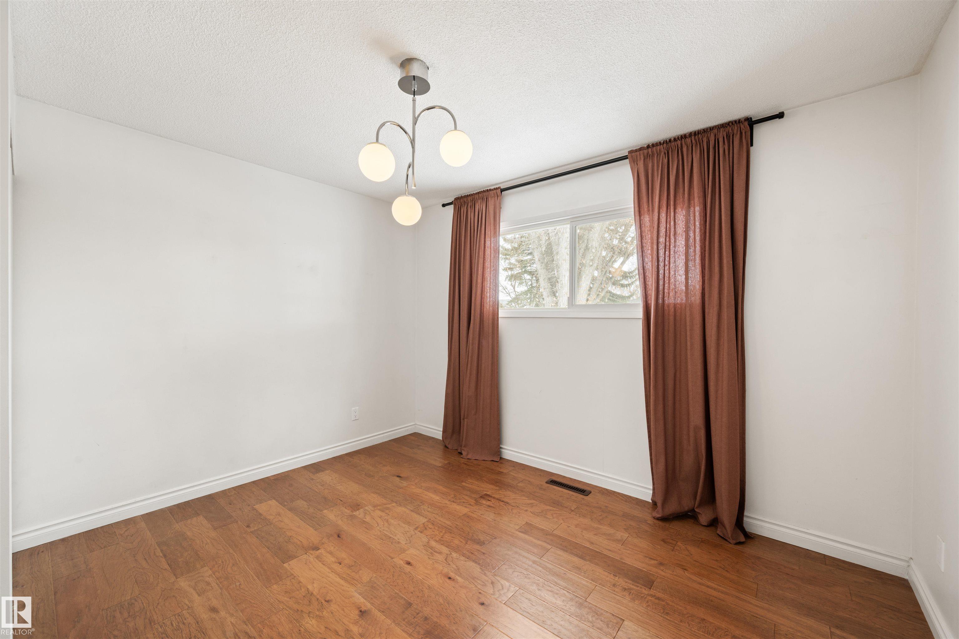 Photo 16 at 11052 151 Street NW, High Park, Edmonton