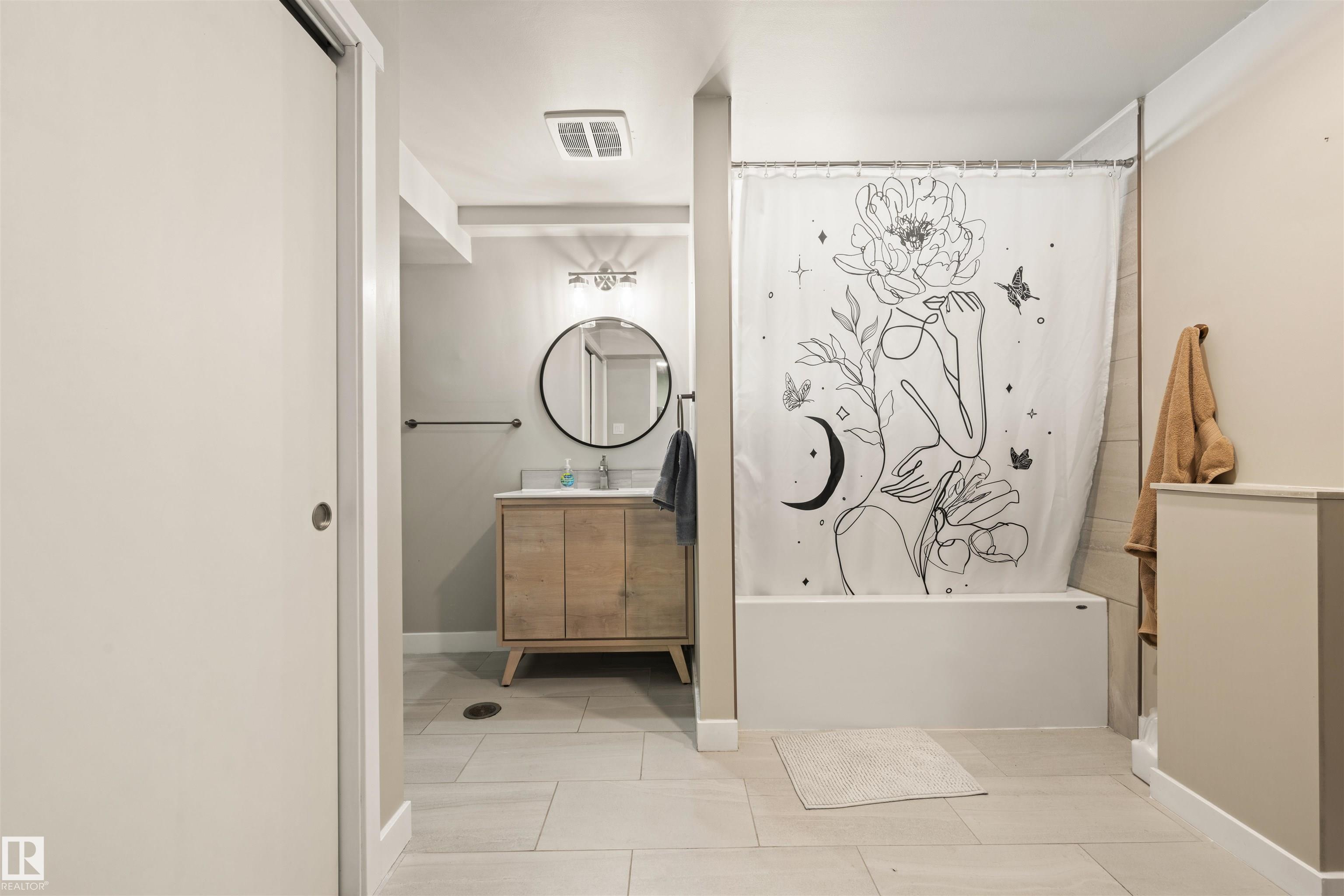 Photo 25 at 11052 151 Street NW, High Park, Edmonton