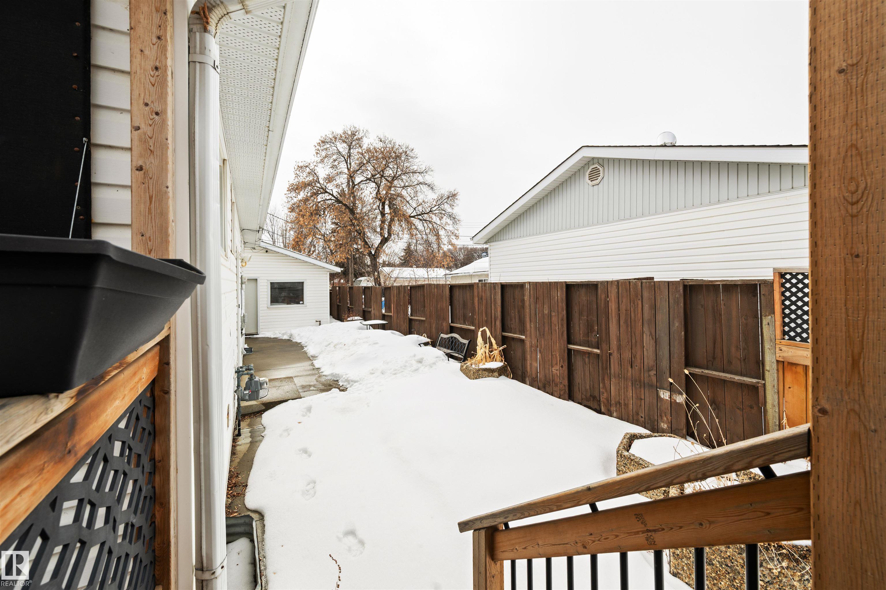 Photo 33 at 11052 151 Street NW, High Park, Edmonton