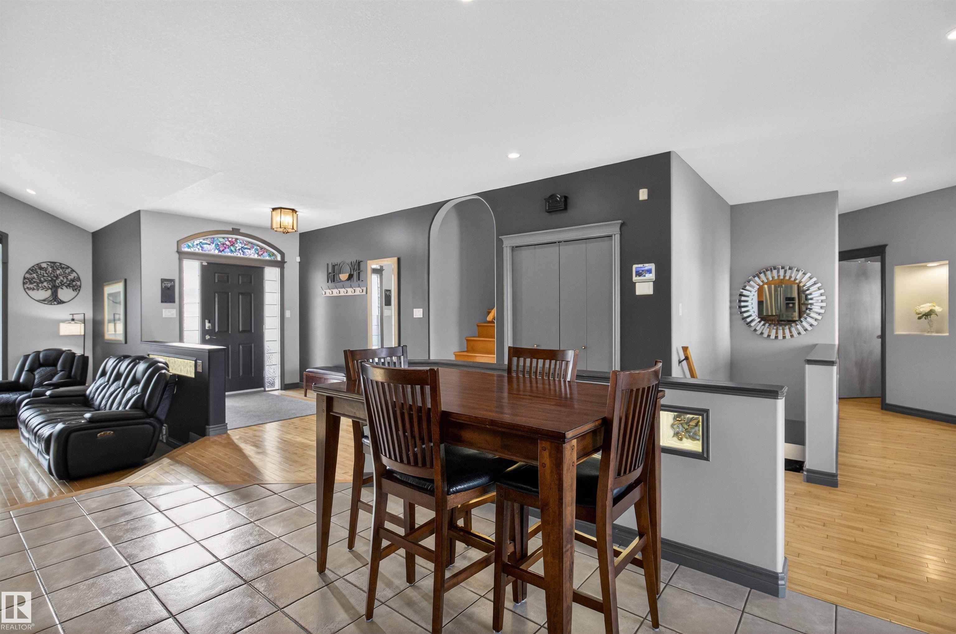 Photo 20 at 15 Coloniale Court, Coloniale Estates, Beaumont