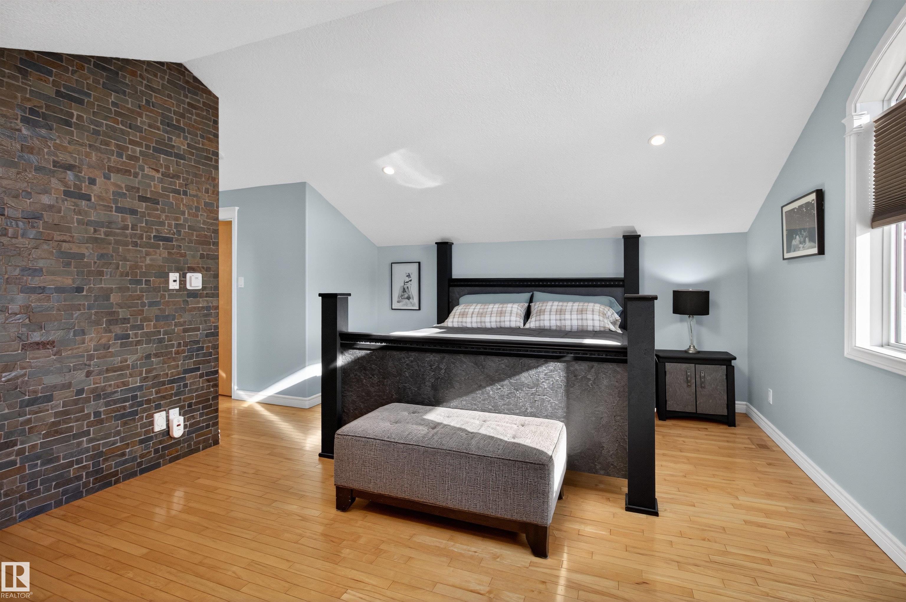 Photo 22 at 15 Coloniale Court, Coloniale Estates, Beaumont