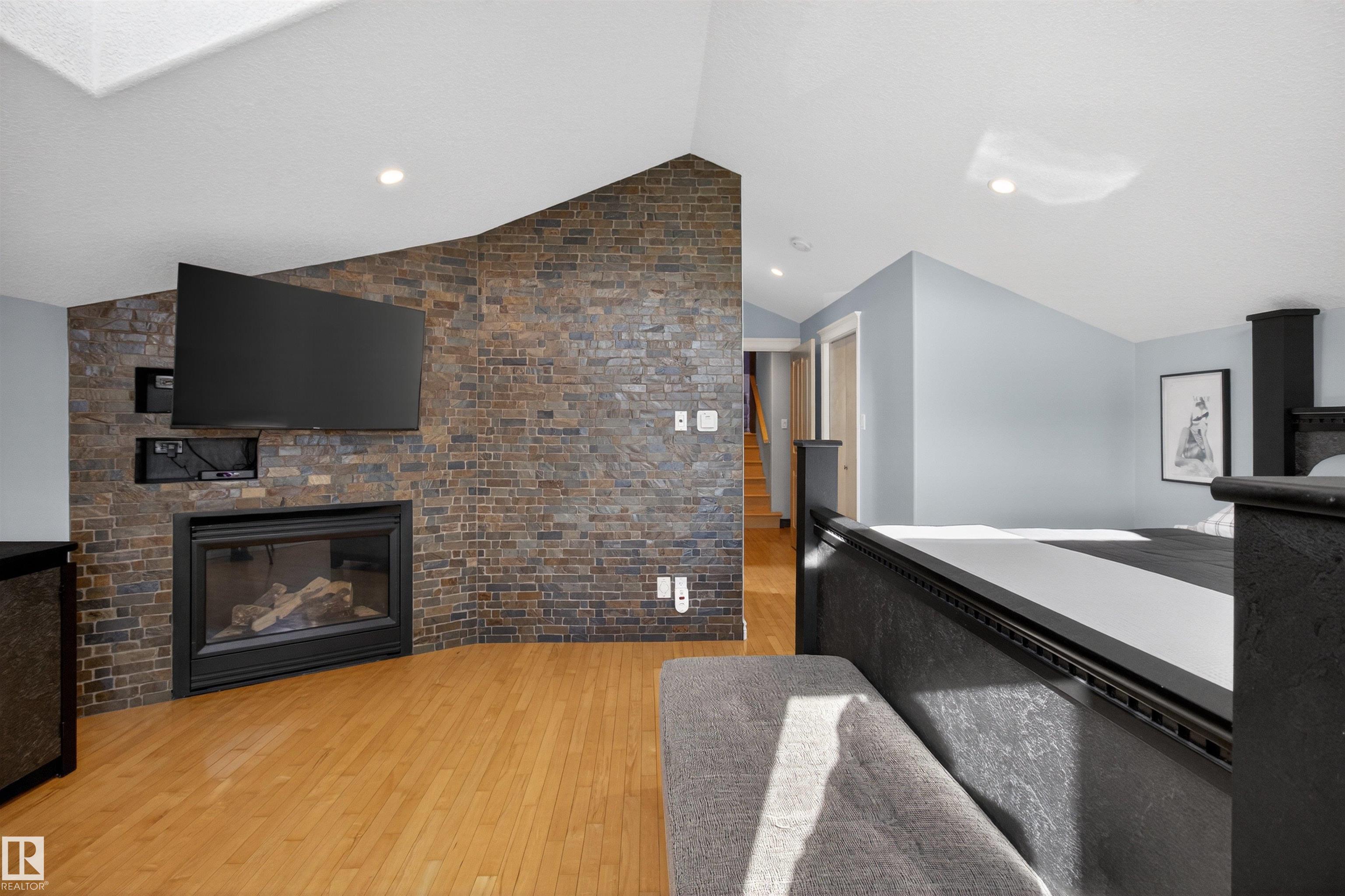 Photo 23 at 15 Coloniale Court, Coloniale Estates, Beaumont