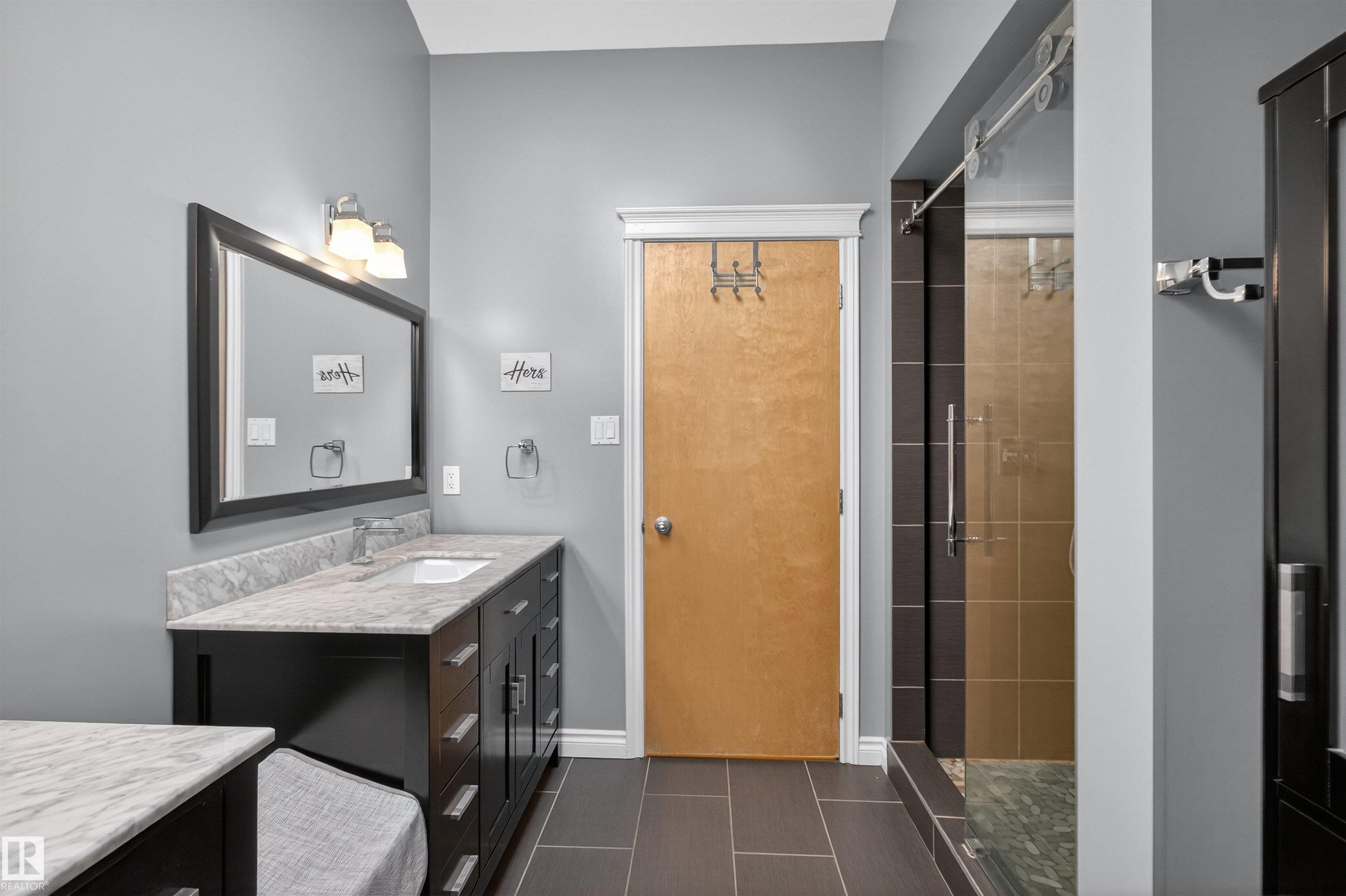 Photo 26 at 15 Coloniale Court, Coloniale Estates, Beaumont