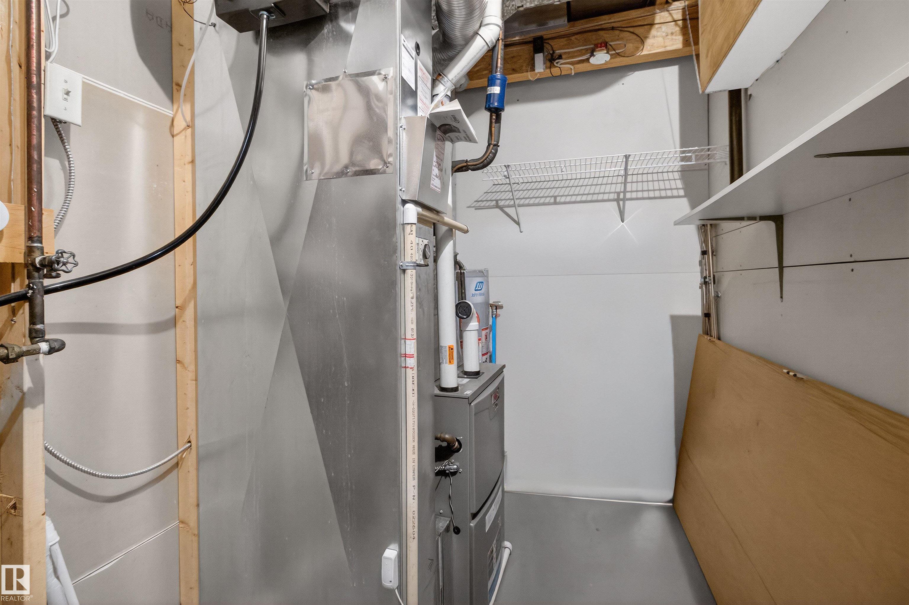 Photo 53 at 15 Coloniale Court, Coloniale Estates, Beaumont