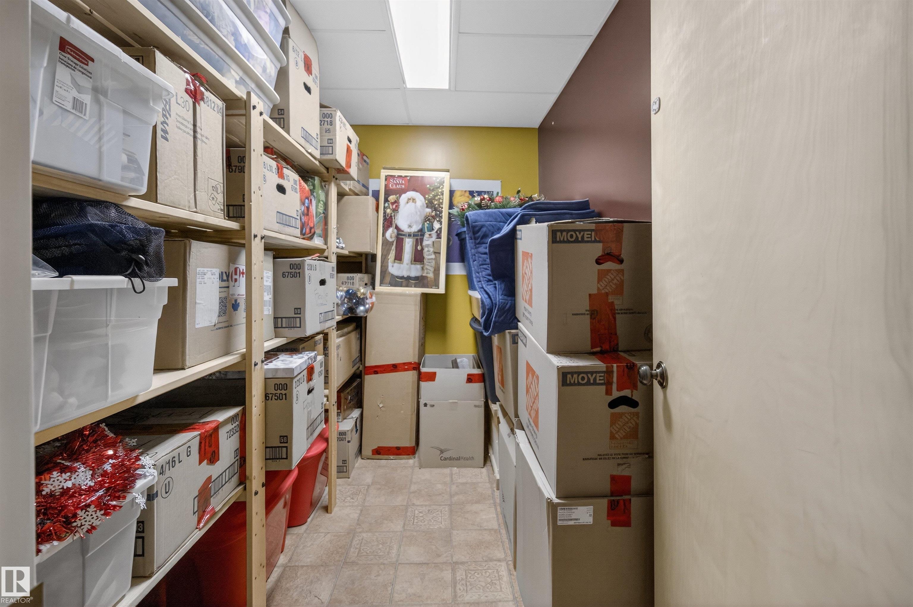 Photo 54 at 15 Coloniale Court, Coloniale Estates, Beaumont