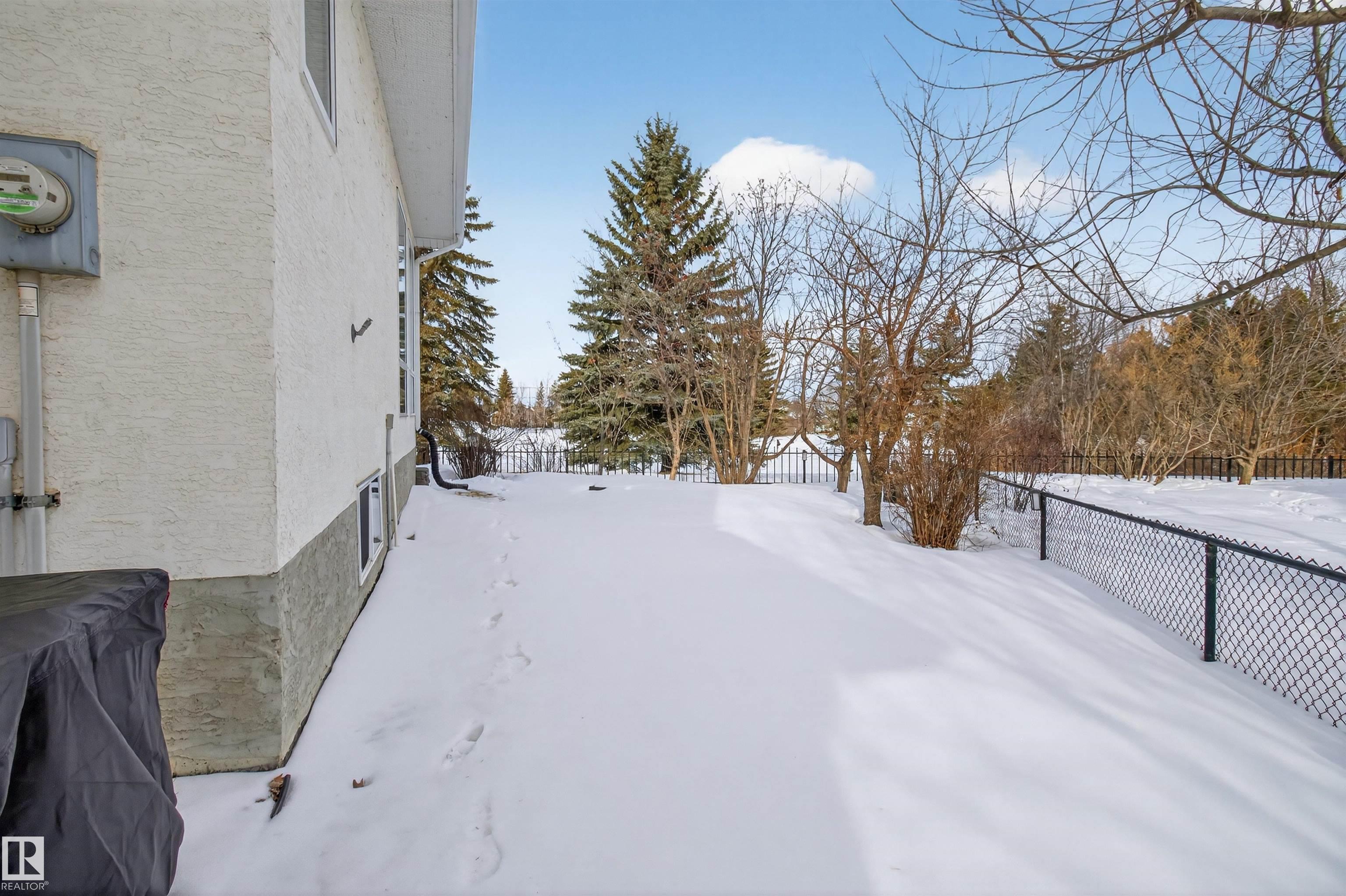 Photo 63 at 15 Coloniale Court, Coloniale Estates, Beaumont