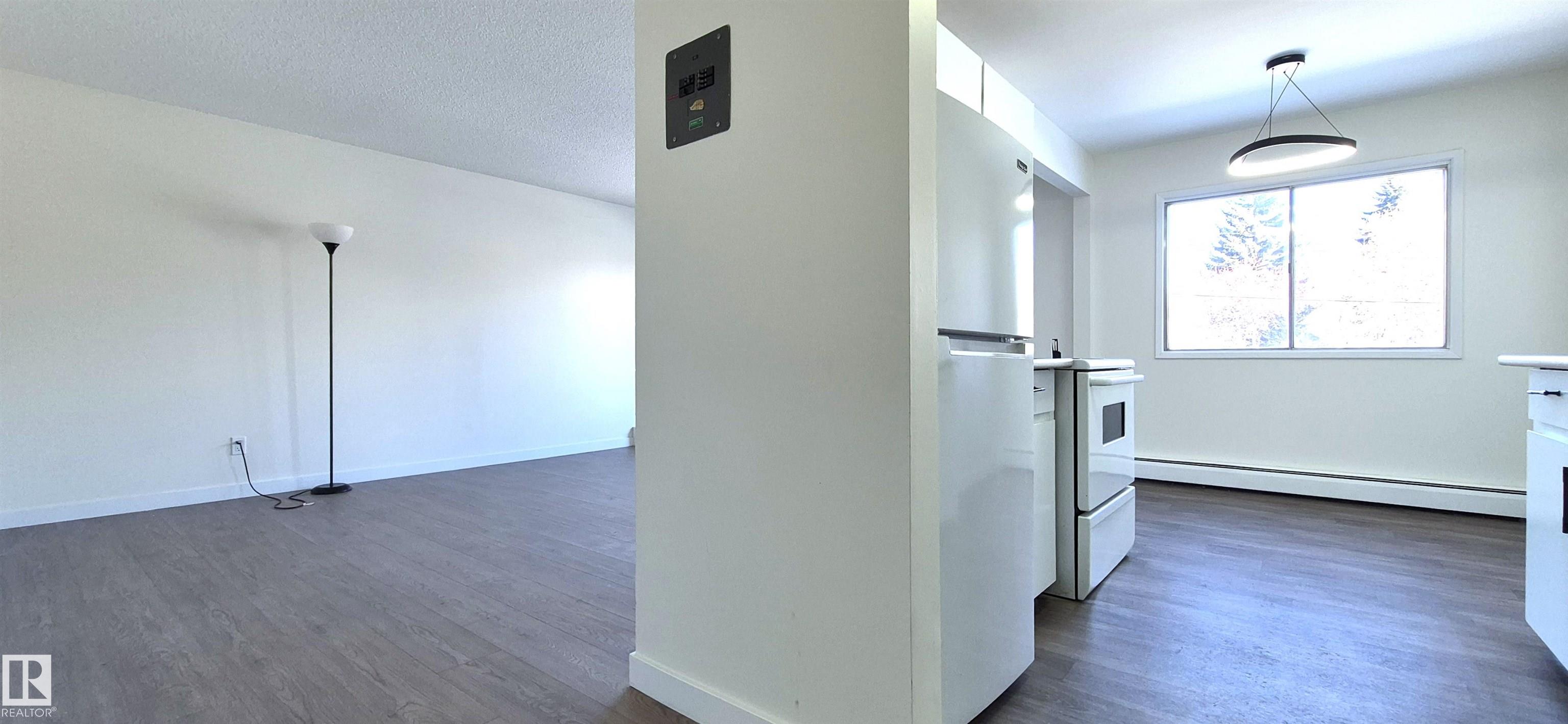 Photo 11 at 201 - 11907 81 Street NW, Eastwood, Edmonton