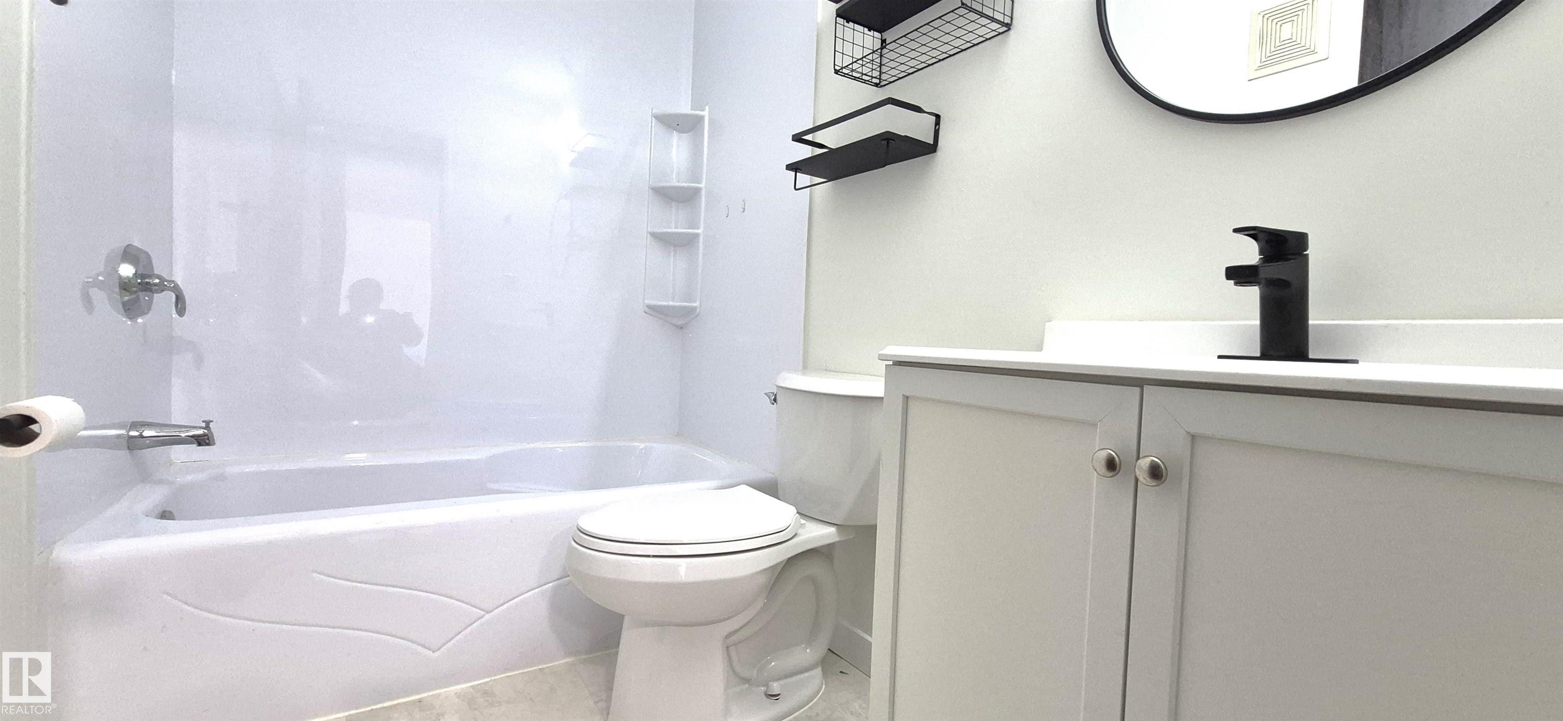 Photo 9 at 201 - 11907 81 Street NW, Eastwood, Edmonton